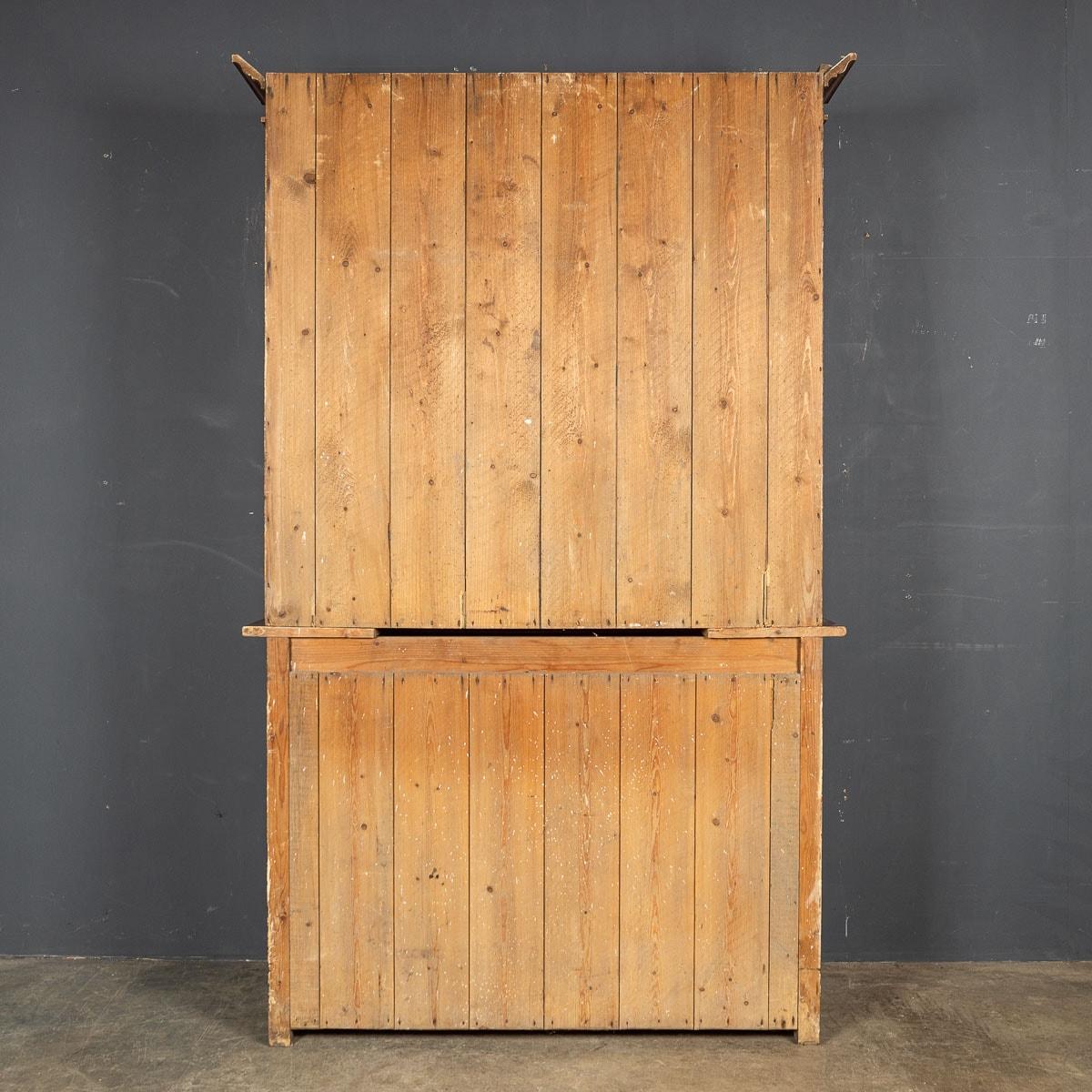 20th Century Victorian Mahogany Grocery Store Advertising Cabinet, c.1900 In Good Condition In Royal Tunbridge Wells, Kent