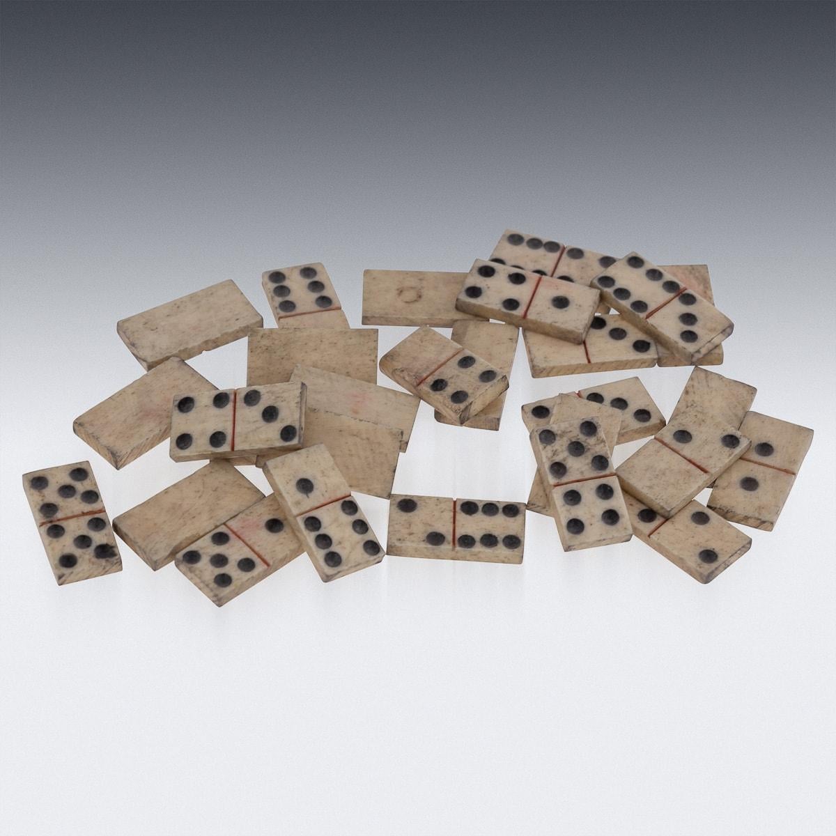 English 20th Century Victorian Solid Silver Domino Game, London, c.1900 For Sale