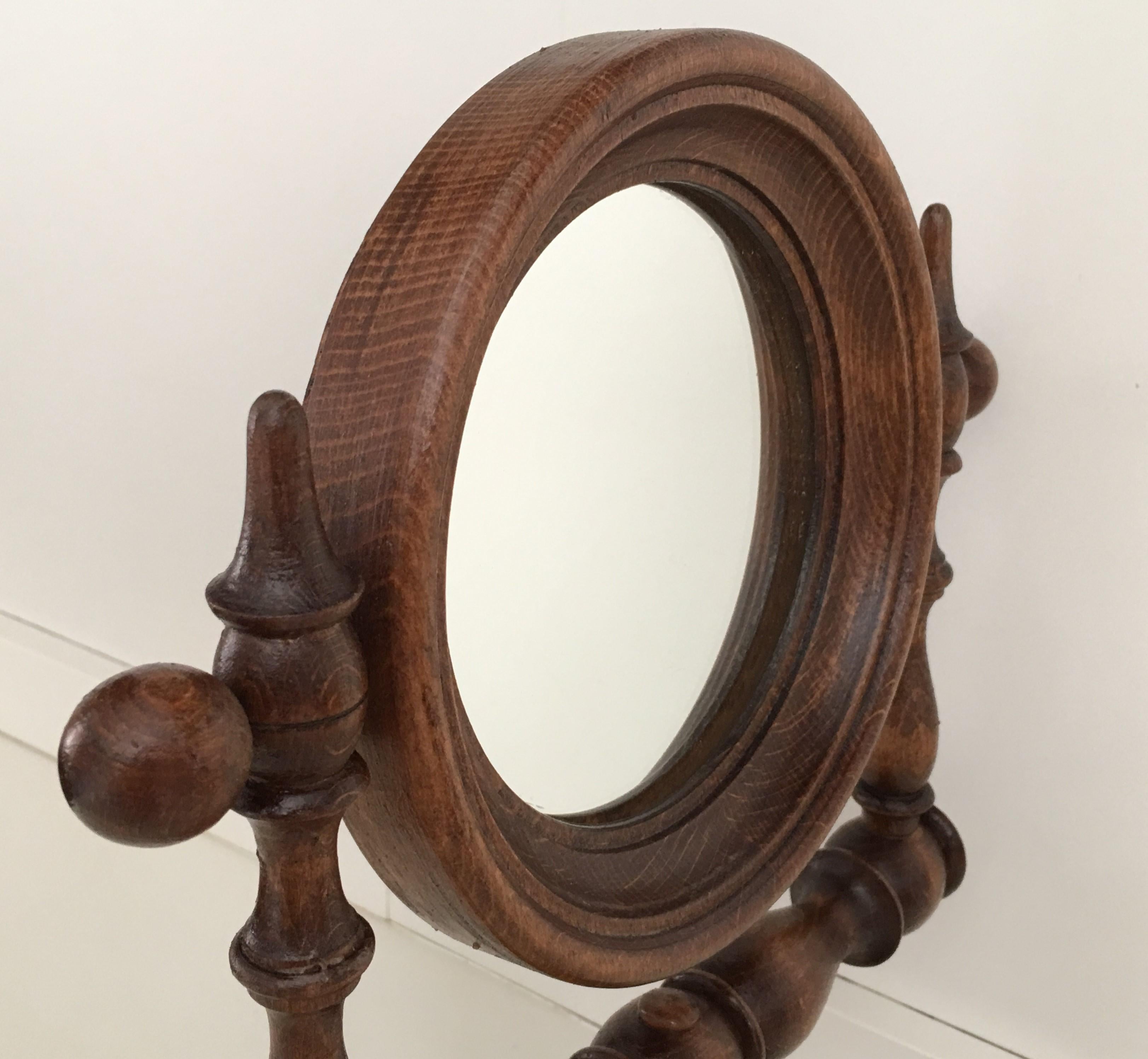 20th Century Victorian Walnut Dressing Table Mirrors, England 3