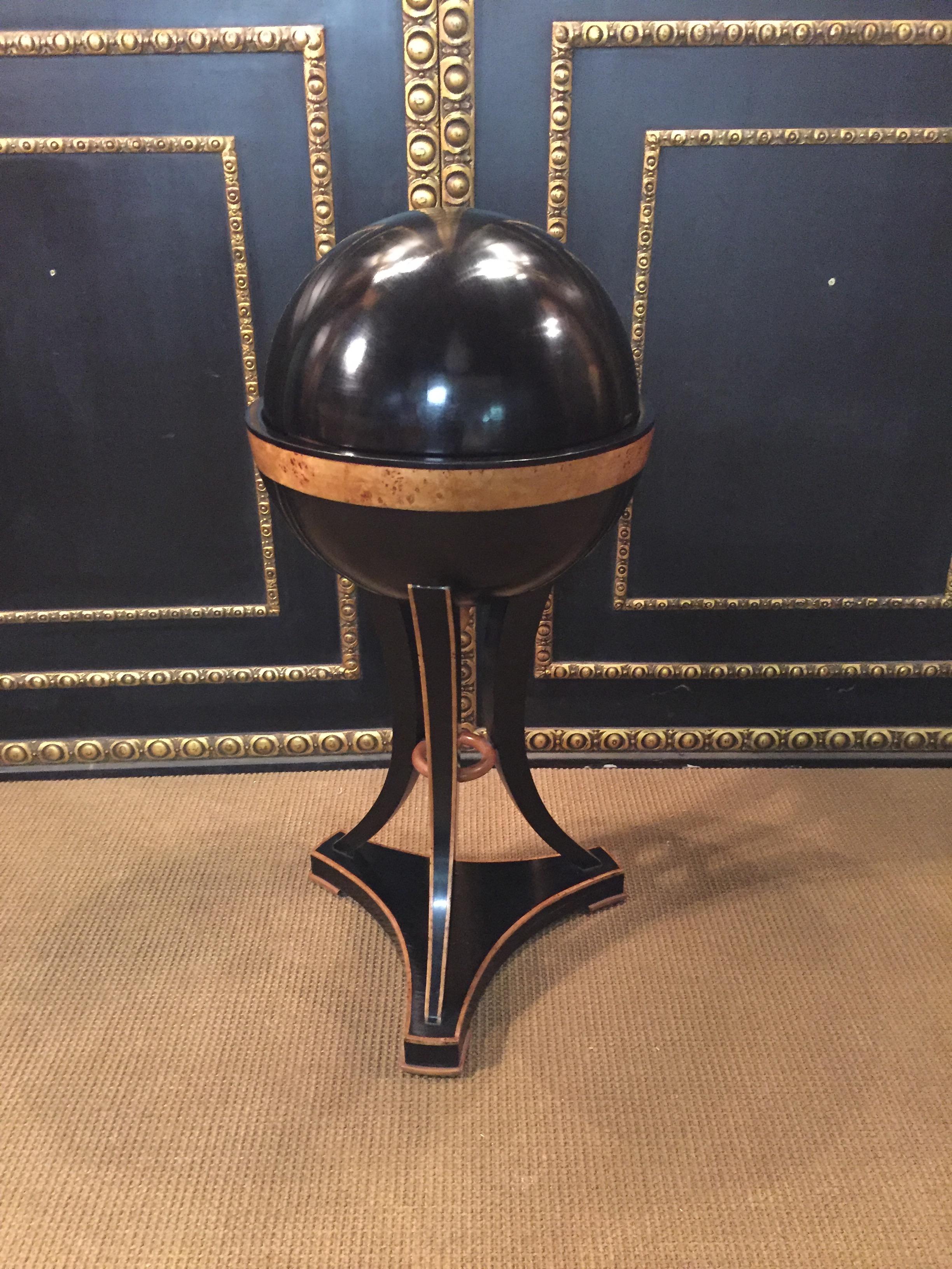 20th Century antique Vienna Biedermeier Style Globe Sewing Table beech veneer  For Sale 9