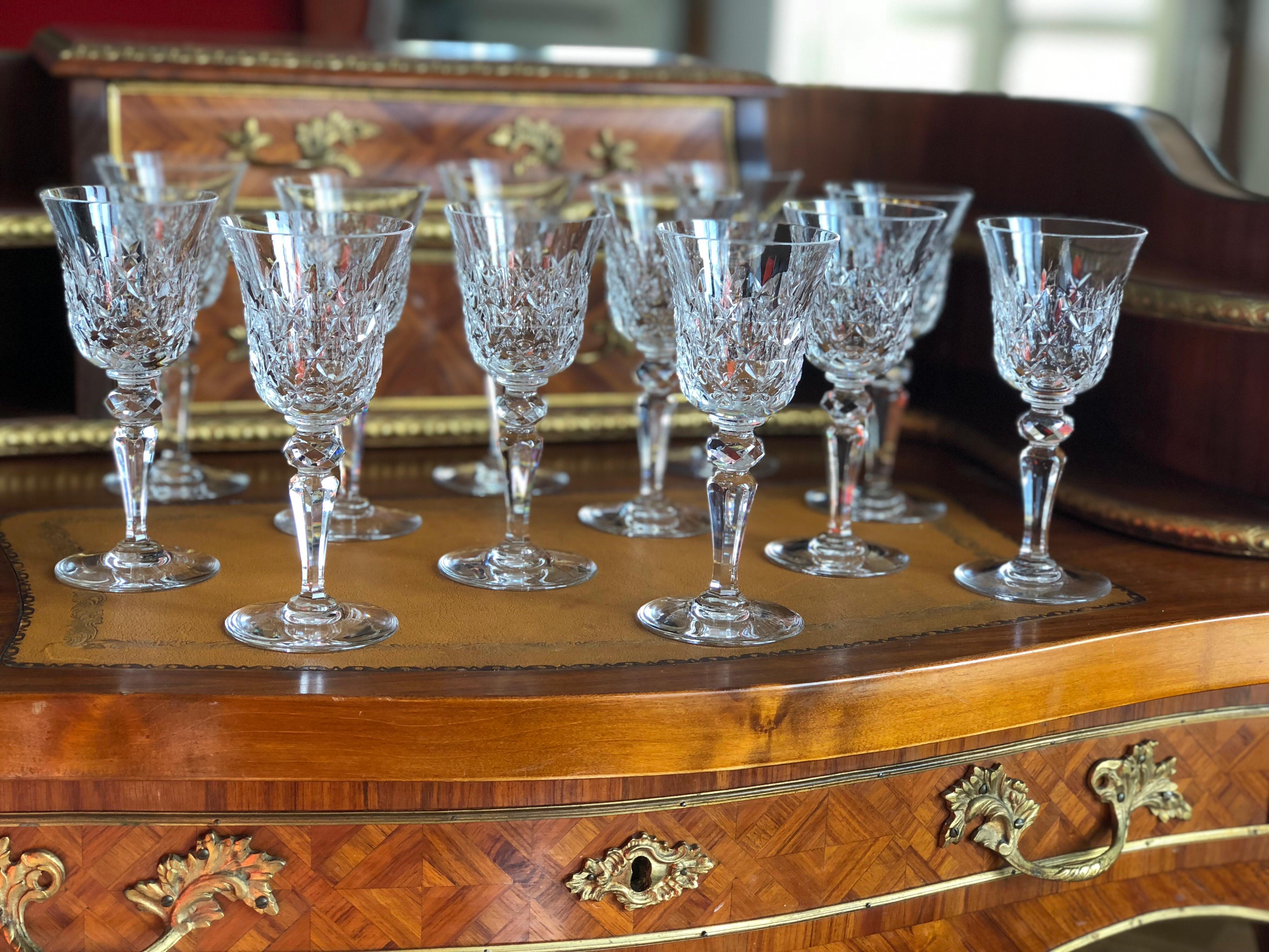 20th Century Vintage 36 Pieces Crystal Table Service by Baccarat In Excellent Condition In Sofia, BG
