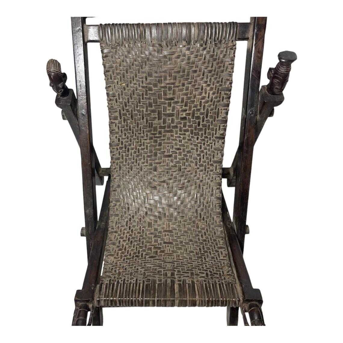 20th Century Vintage African Mangbetu Royal Chair For Sale 2