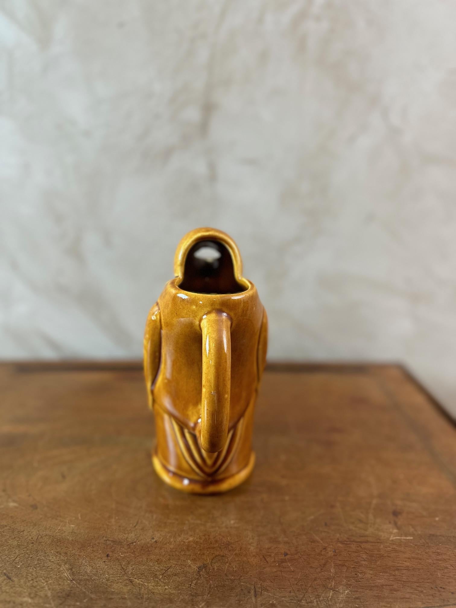 Milieu du XXe siècle 20ème siècle Vintage Argentina Ceramic Crow Pitcher, 1950s en vente