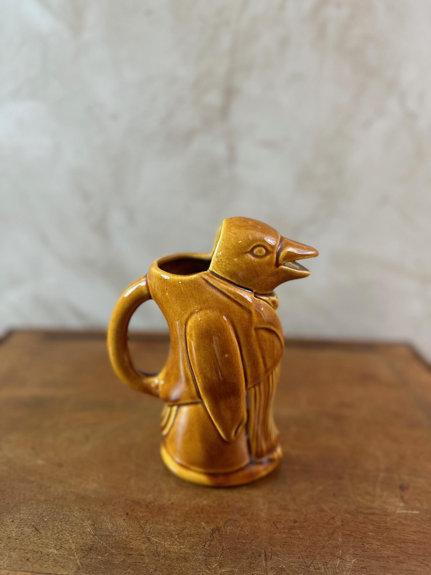Céramique 20ème siècle Vintage Argentina Ceramic Crow Pitcher, 1950s en vente
