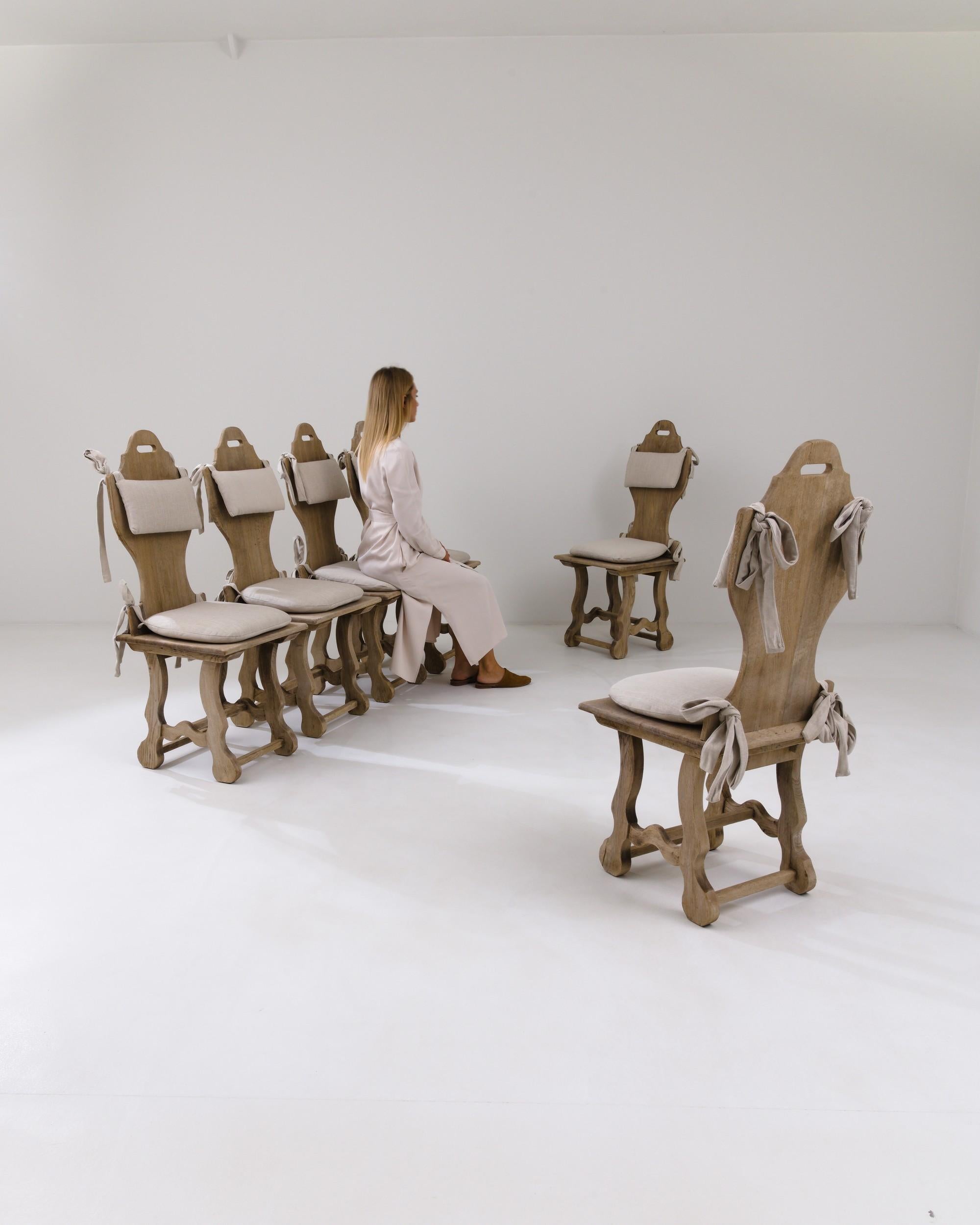 Country Chaises de salle à manger en Oak belge du 20e siècle, ensemble de six chaises en vente