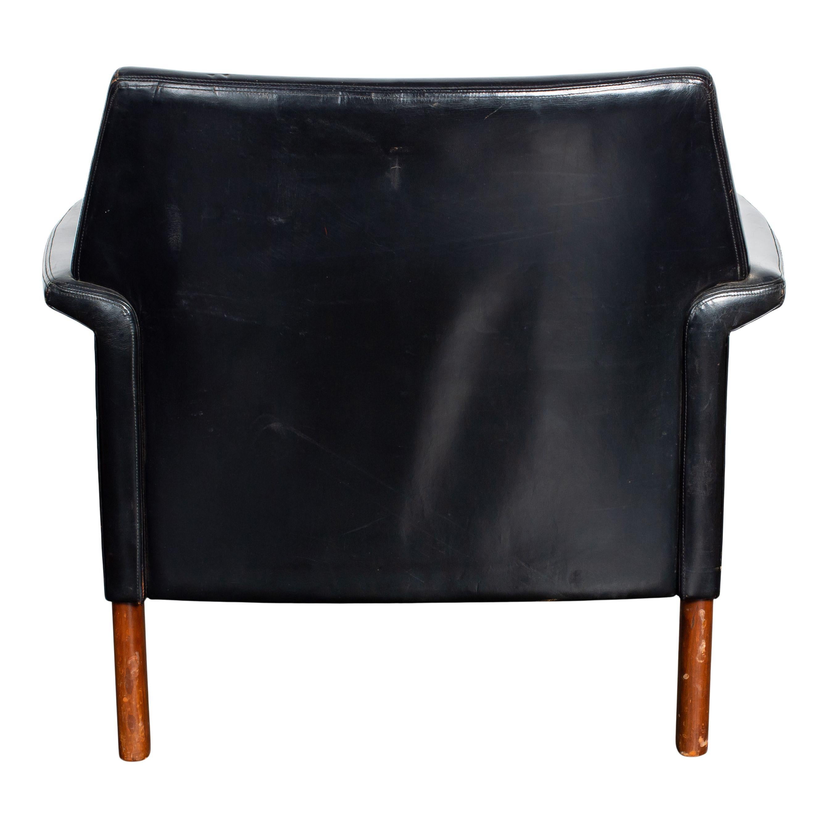 Cuir Fauteuil en cuir noir vintage du 20e siècle en vente
