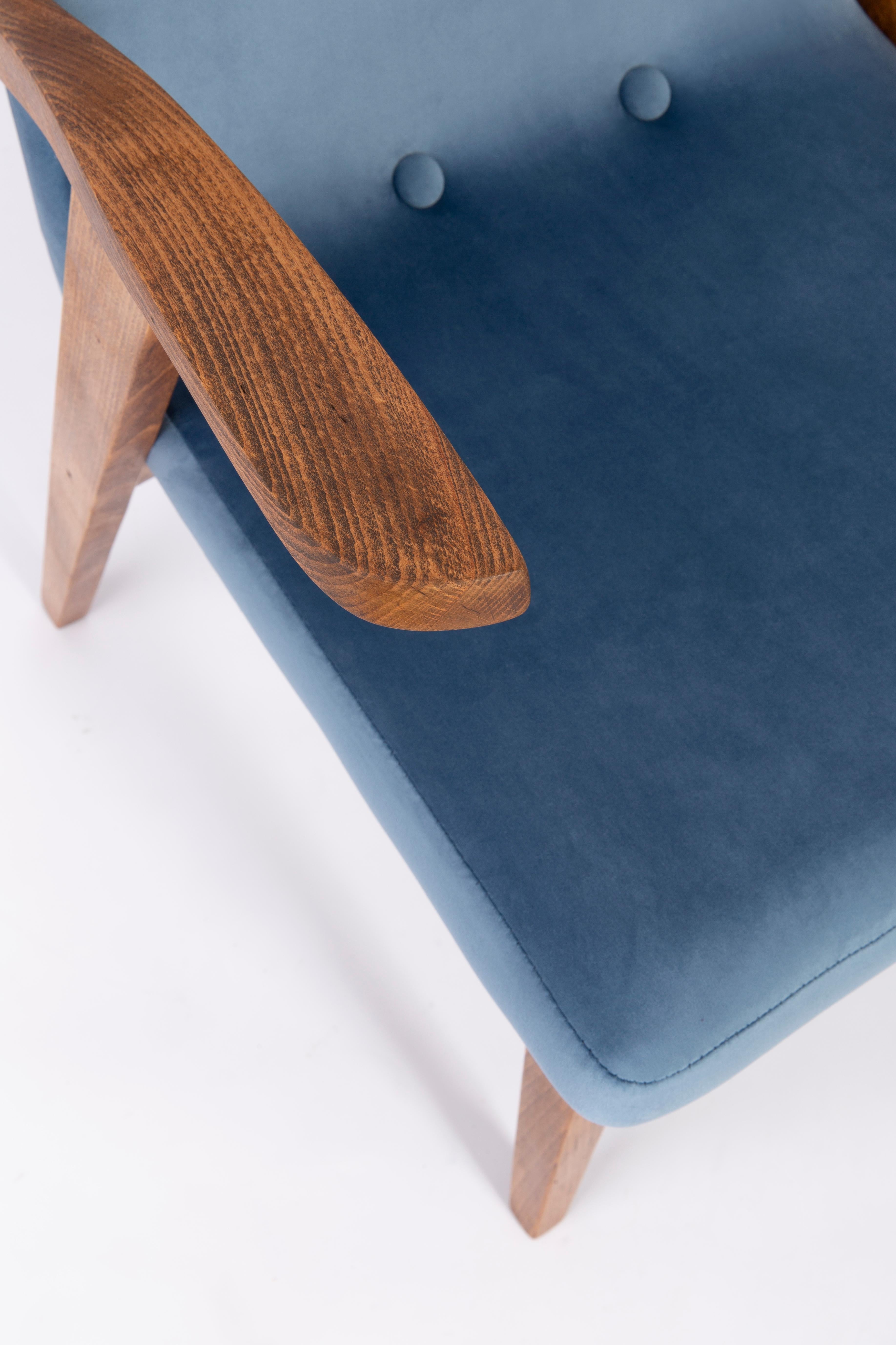 20th Century Vintage Blue Armchair by Mieczyslaw Puchala, 1960s In Excellent Condition For Sale In 05-080 Hornowek, PL