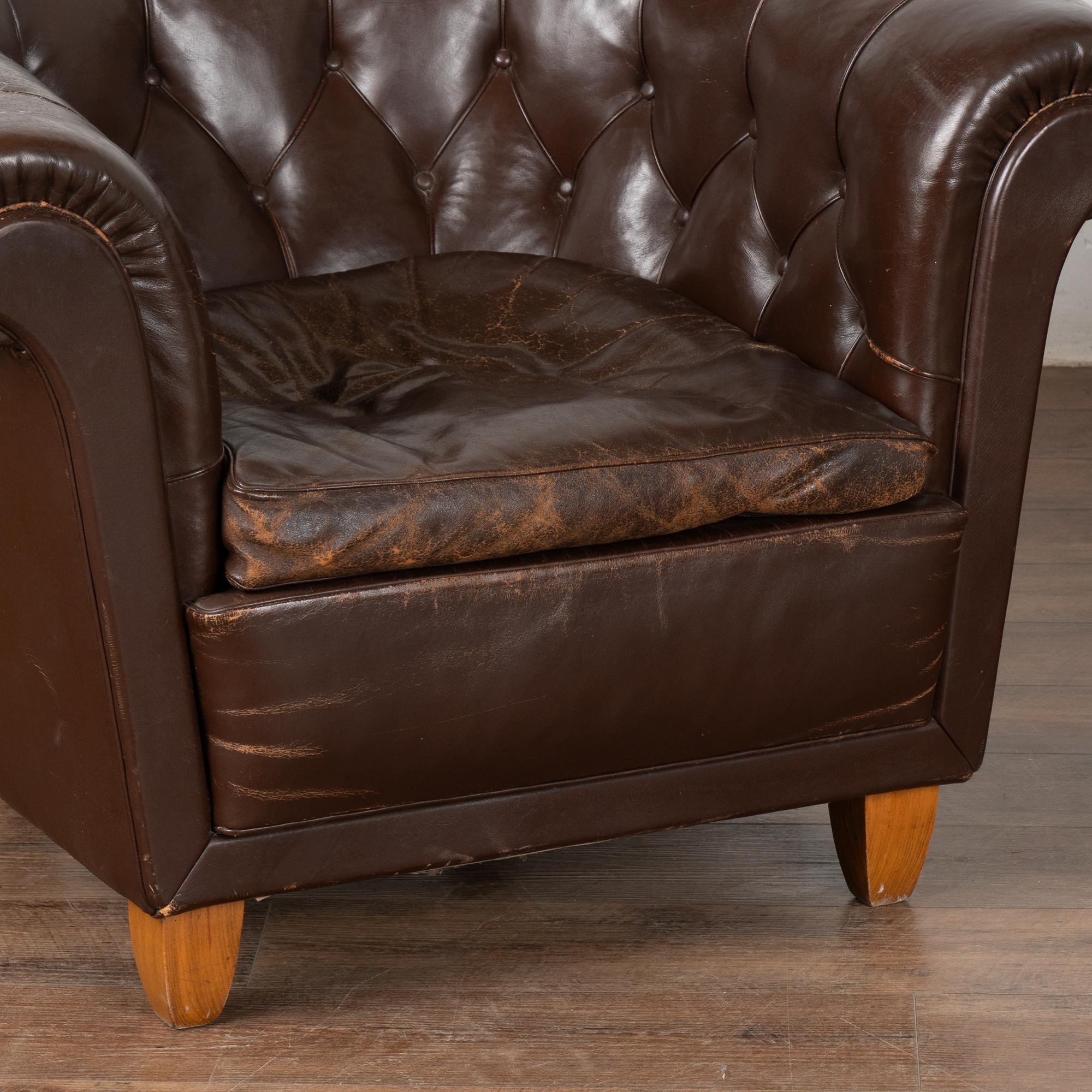 20th Century Vintage Brown Leather Club Chairs, Denmark For Sale 1