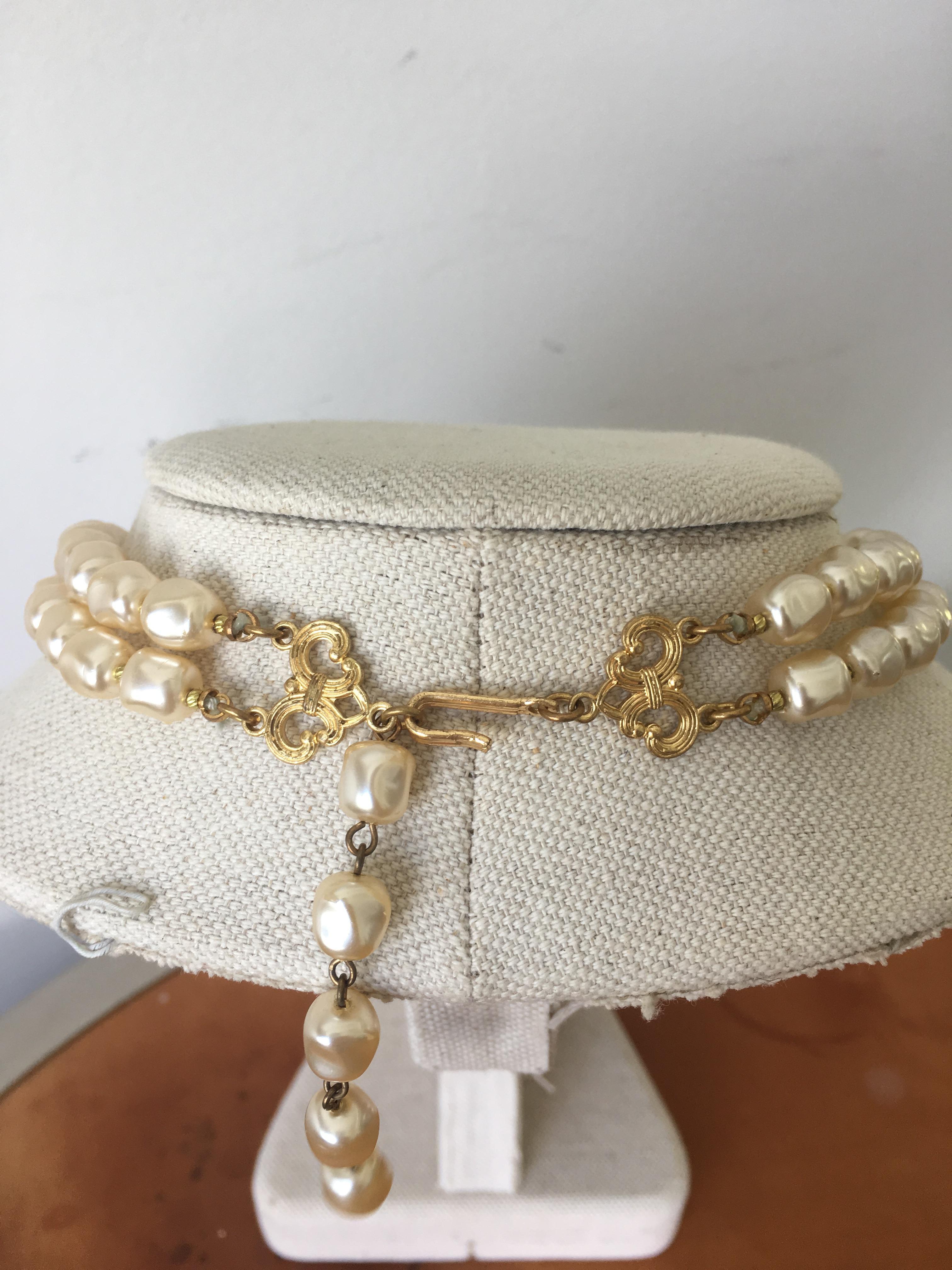 20th Century Vintage Camellia and Pearl Costume Necklace, Probably Hagler For Sale 1