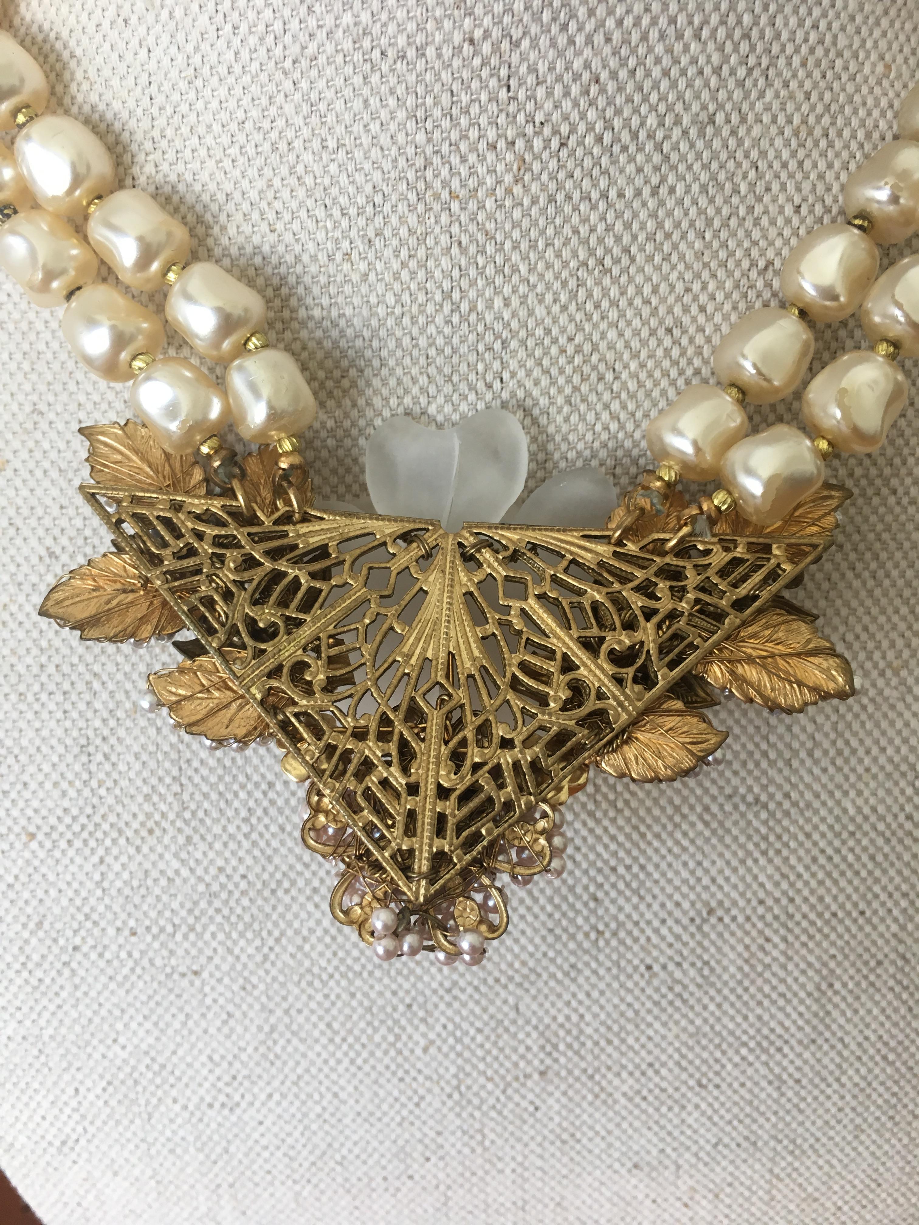 20th Century Vintage Camellia and Pearl Costume Necklace, Probably Hagler For Sale 3