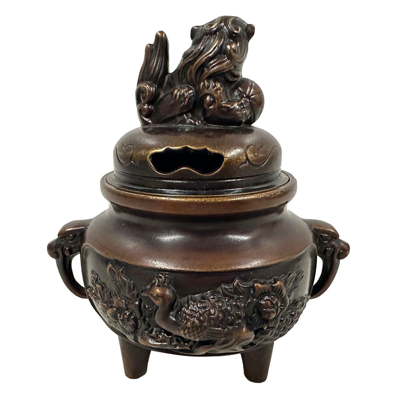 20th Century Vintage Chinese Bronze Incense Burner For Sale 2