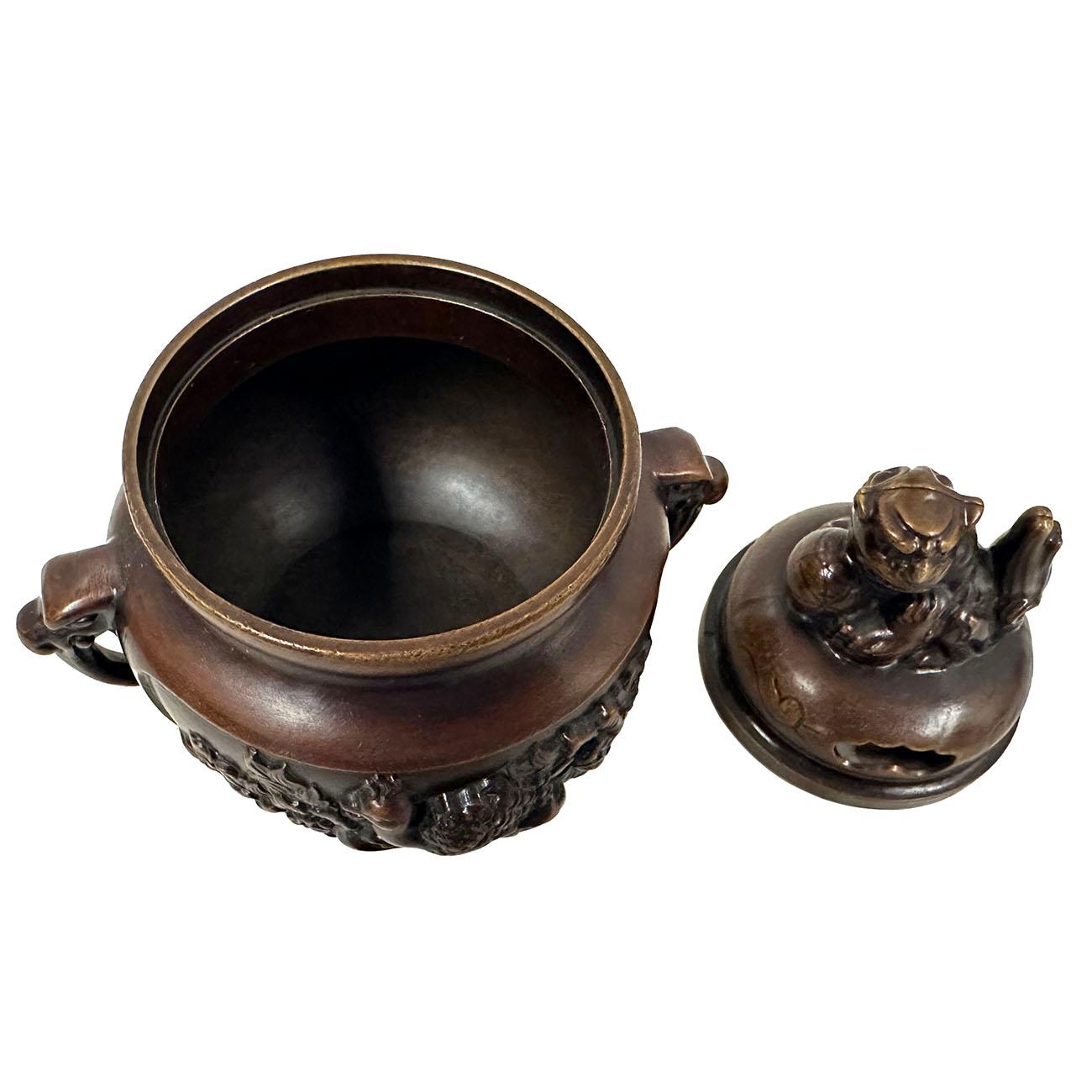20th Century Vintage Chinese Bronze Incense Burner For Sale 4