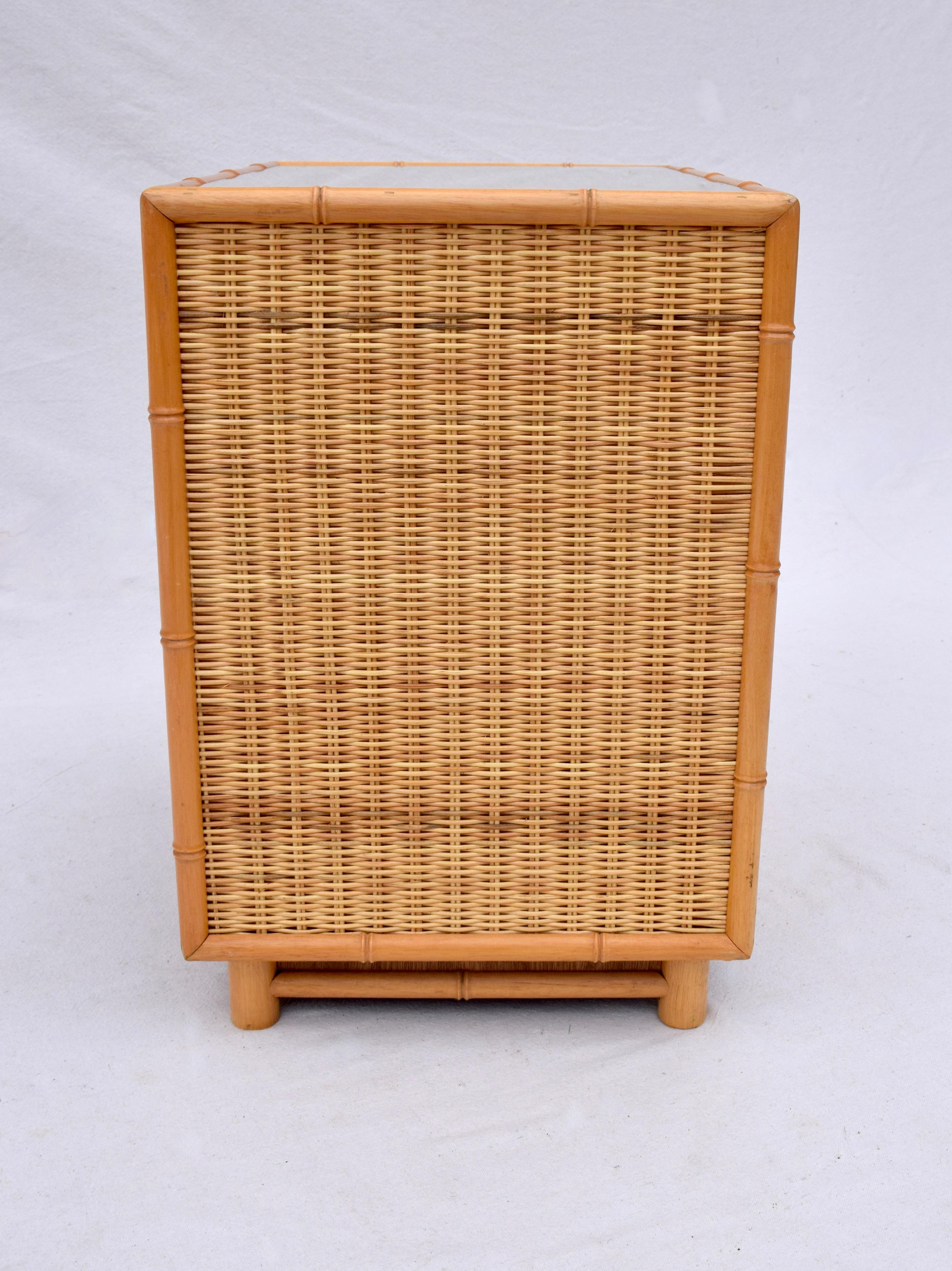 20th Century Vintage Coastal Woven Rattan Night Stand For Sale 1