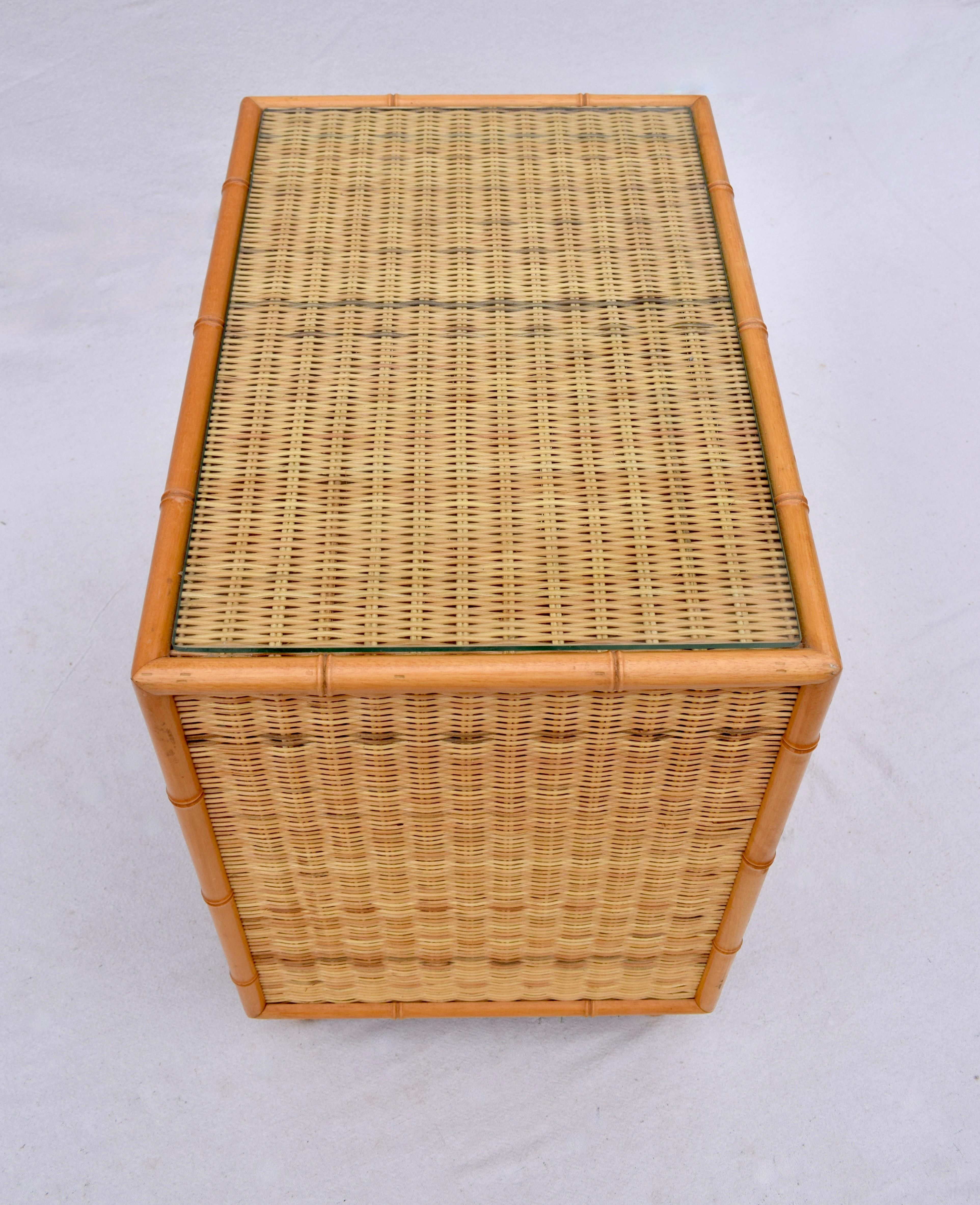 20th Century Vintage Coastal Woven Rattan Night Stand For Sale 2