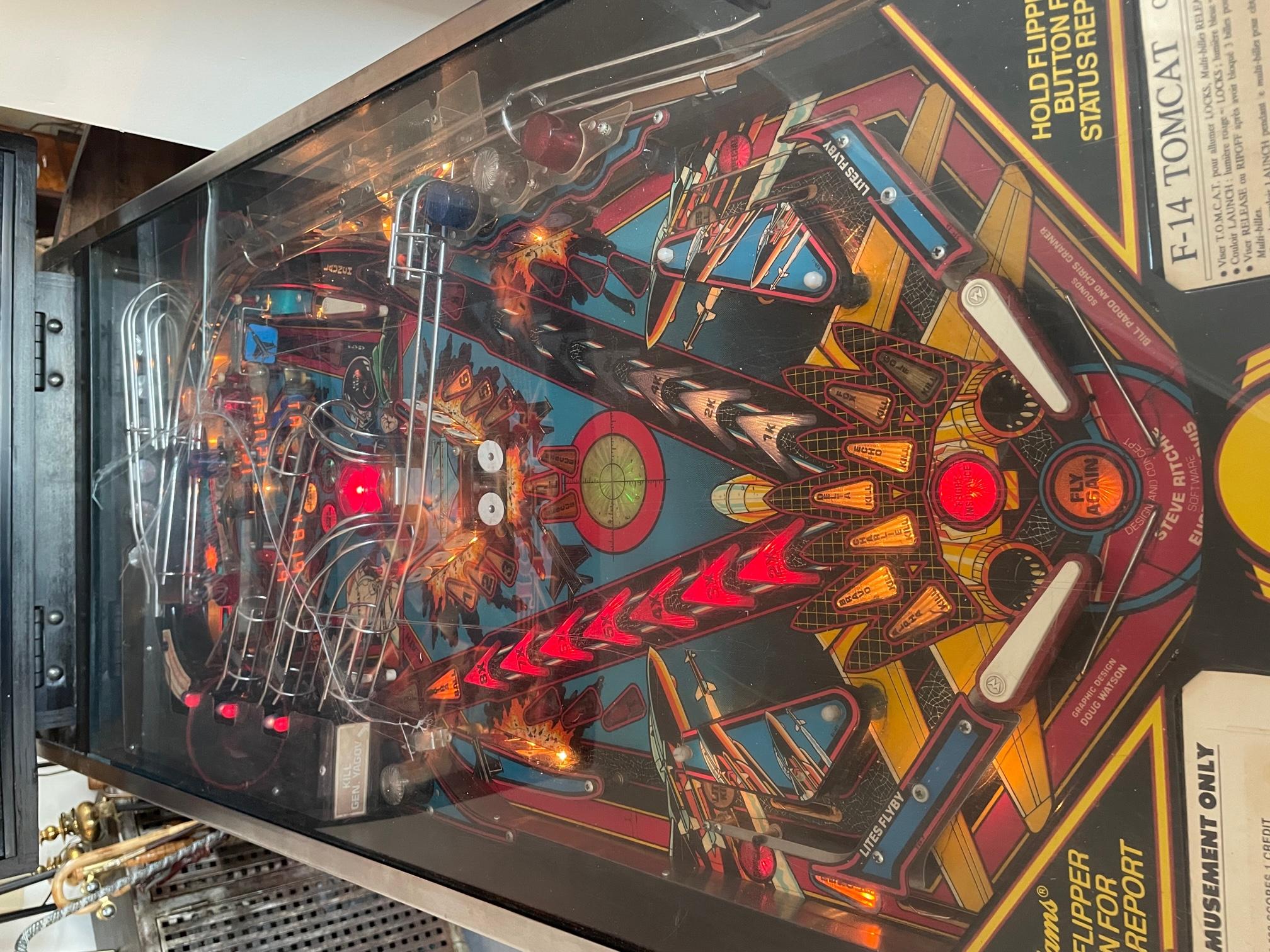 20th Century Vintage F-14 TOMCAT Pinball Machine, 1987s 5