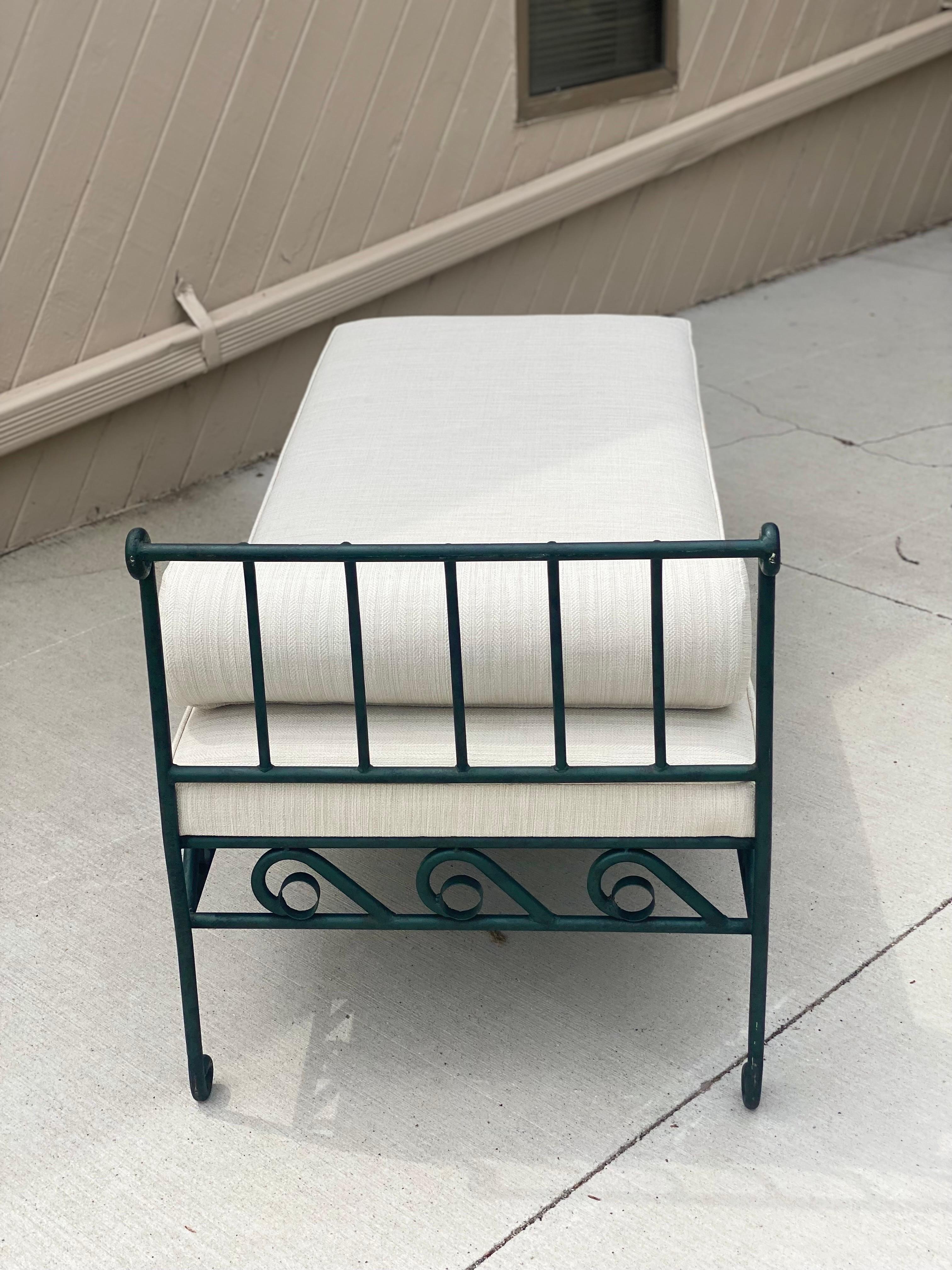 20th Century Vintage French Green Iron Garden Outdoor Reupholstered Daybed In Good Condition In Farmington Hills, MI