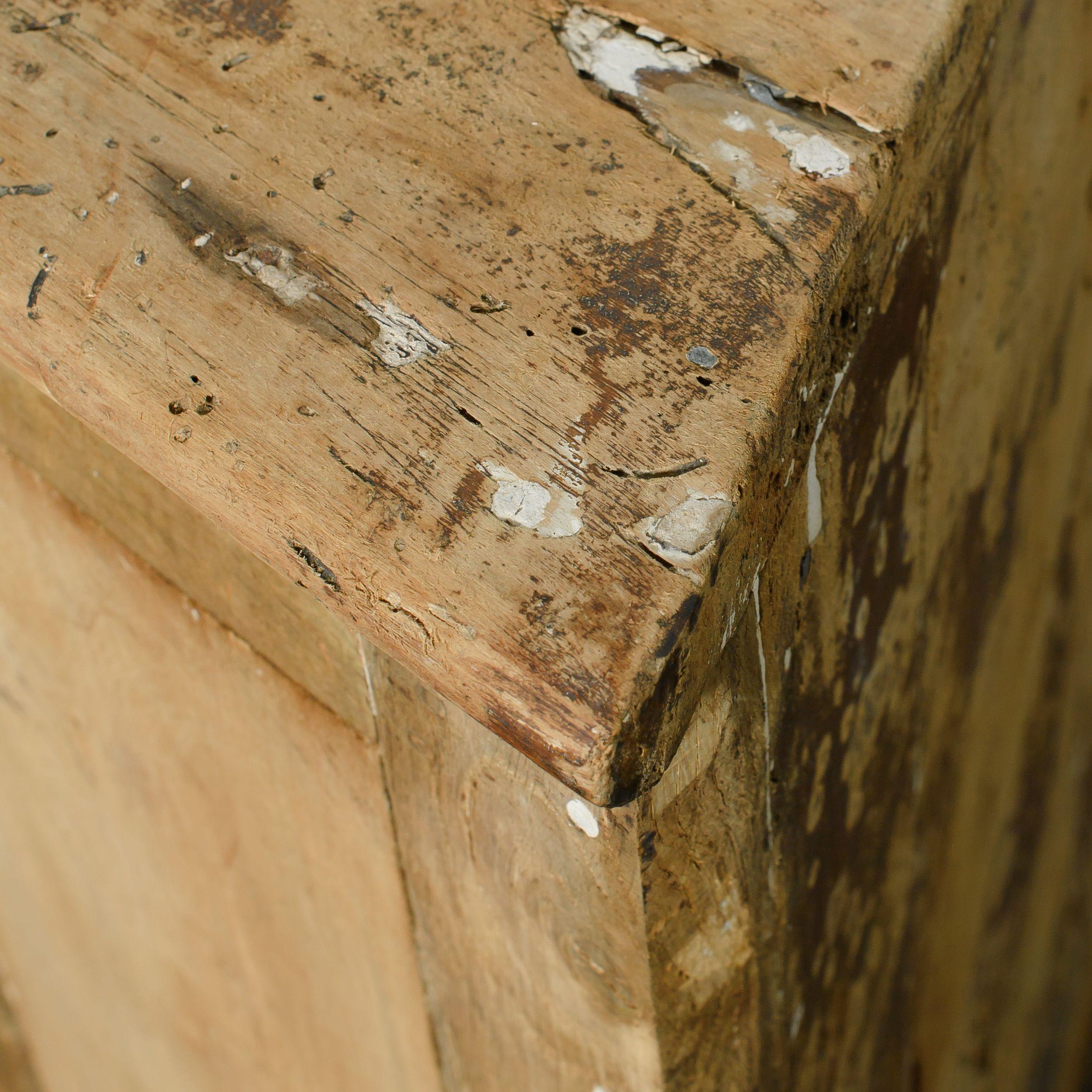 Siglo XX Armario Petite Francés de Madera en venta 1