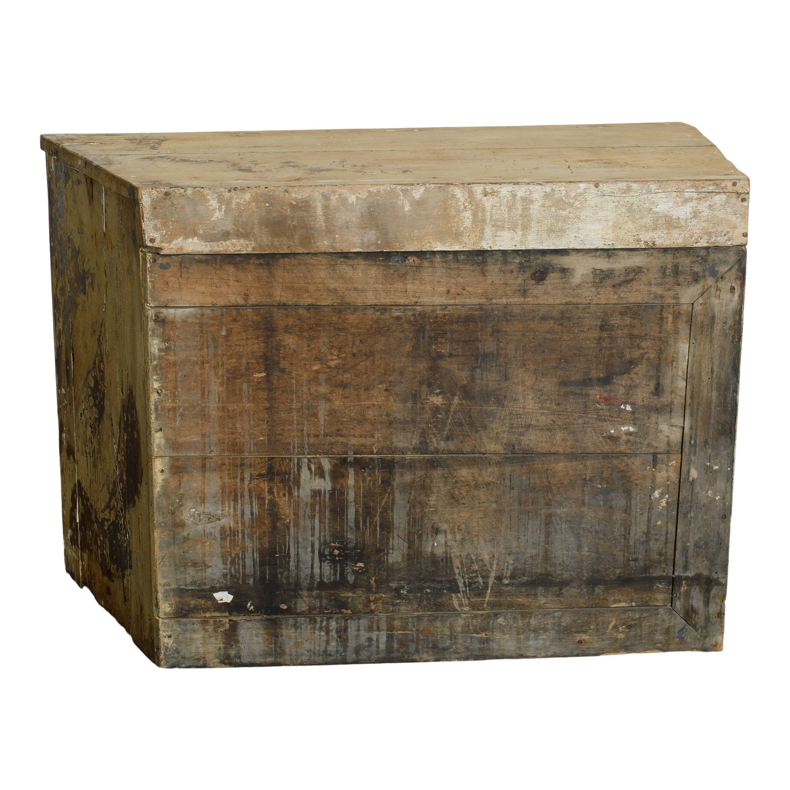 Siglo XX Armario Petite Francés de Madera en venta 2