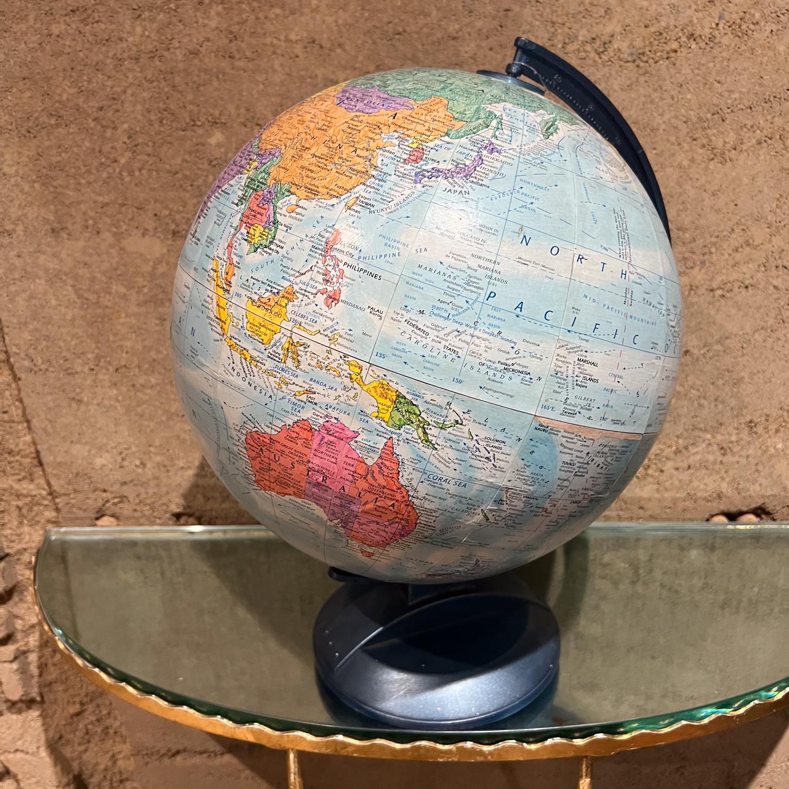 20th Century Vintage Globemaster World Globe For Sale 3