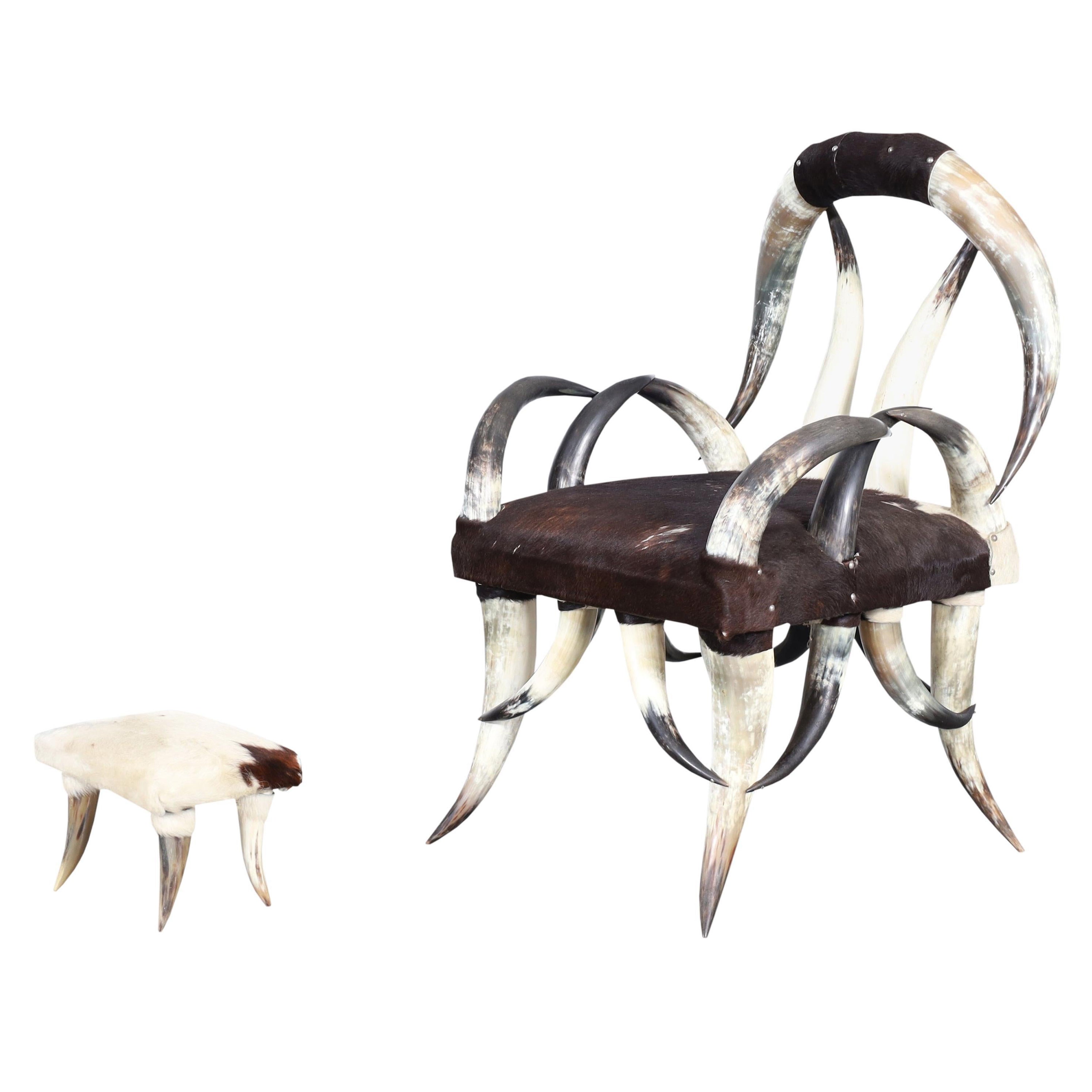 Silla y otomana de cuerno vintage del siglo XX