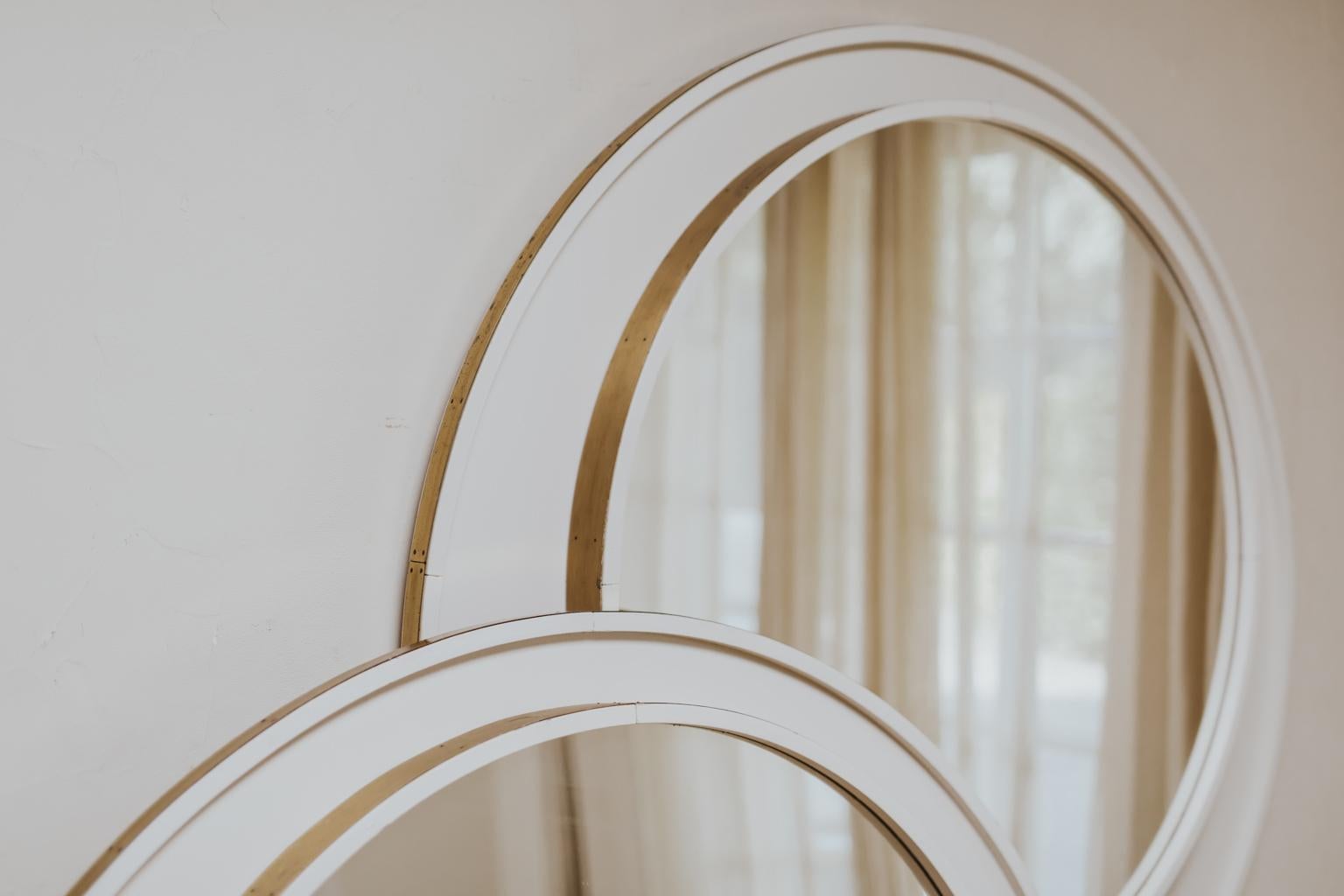 Had a big lot of these mirrors, all came out of a hotel in Berlin, Germany, made in the 1970s, very elegant. Measures: 132 cm diameter,
still 2 available, the others all found a new owner.