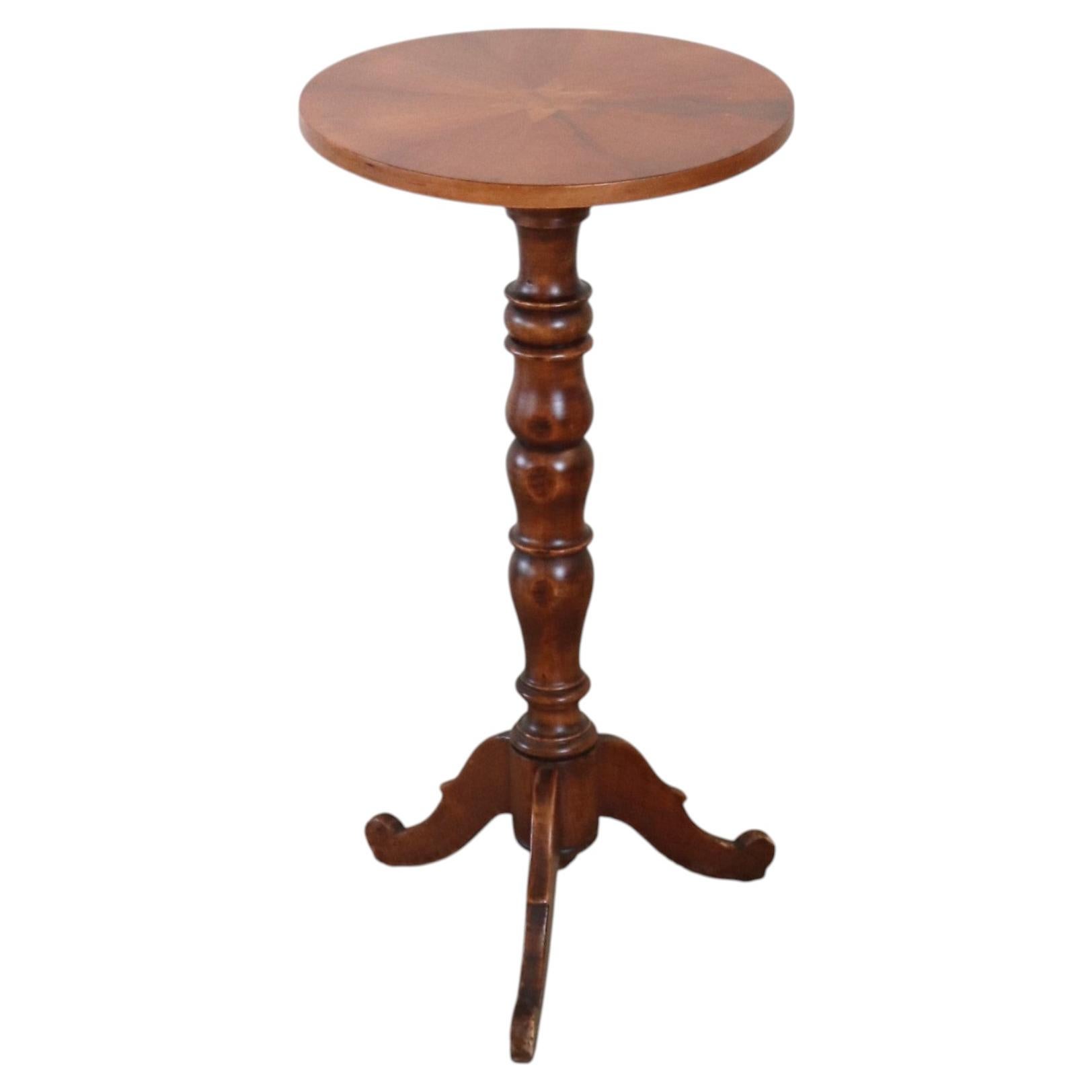 Table ronde sur pied ou table à fumer italienne vintage du XXe siècle