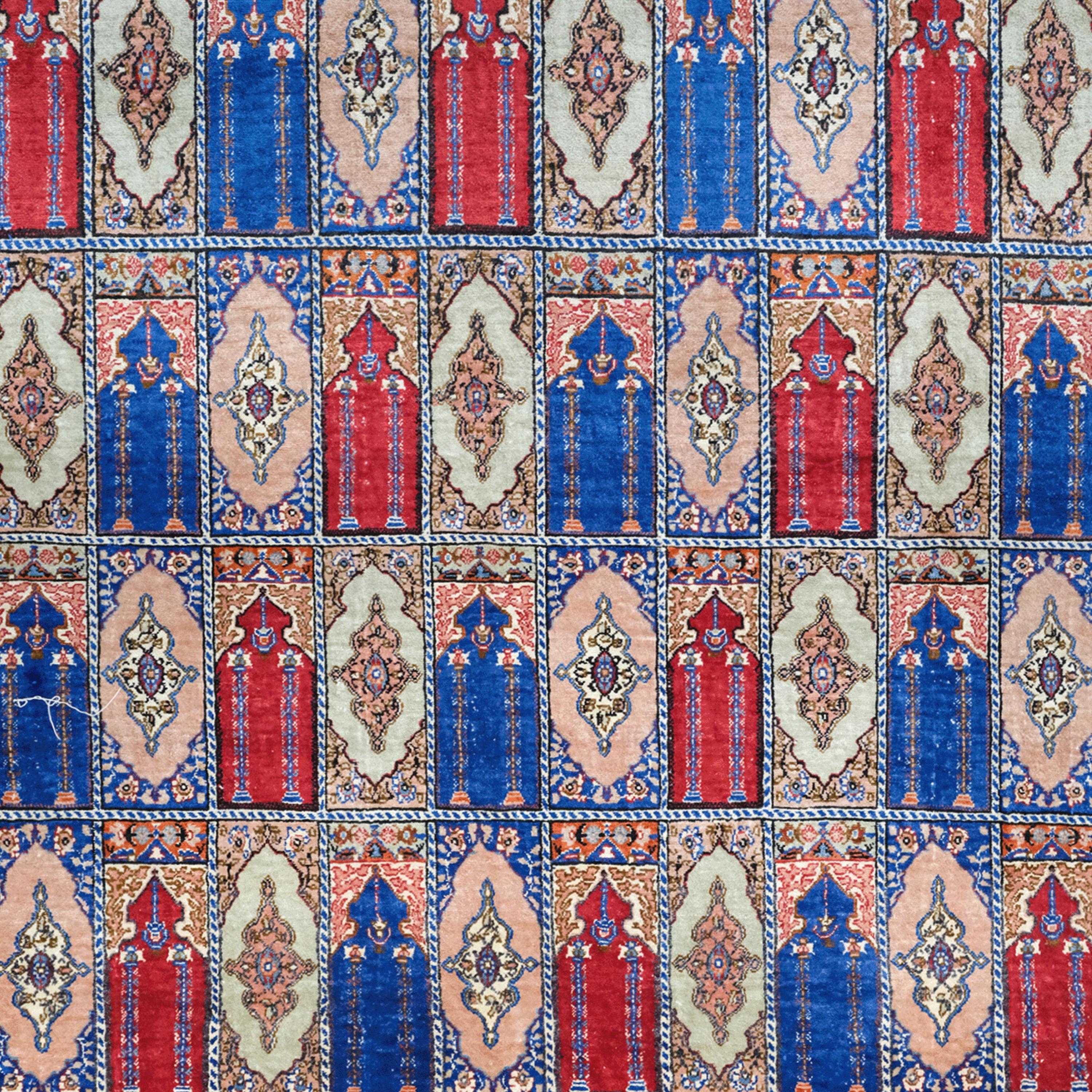 20th Century Vintage Kayseri Silk Rug - Turkish Rug, Vintage Rug In Good Condition For Sale In Sultanahmet, 34