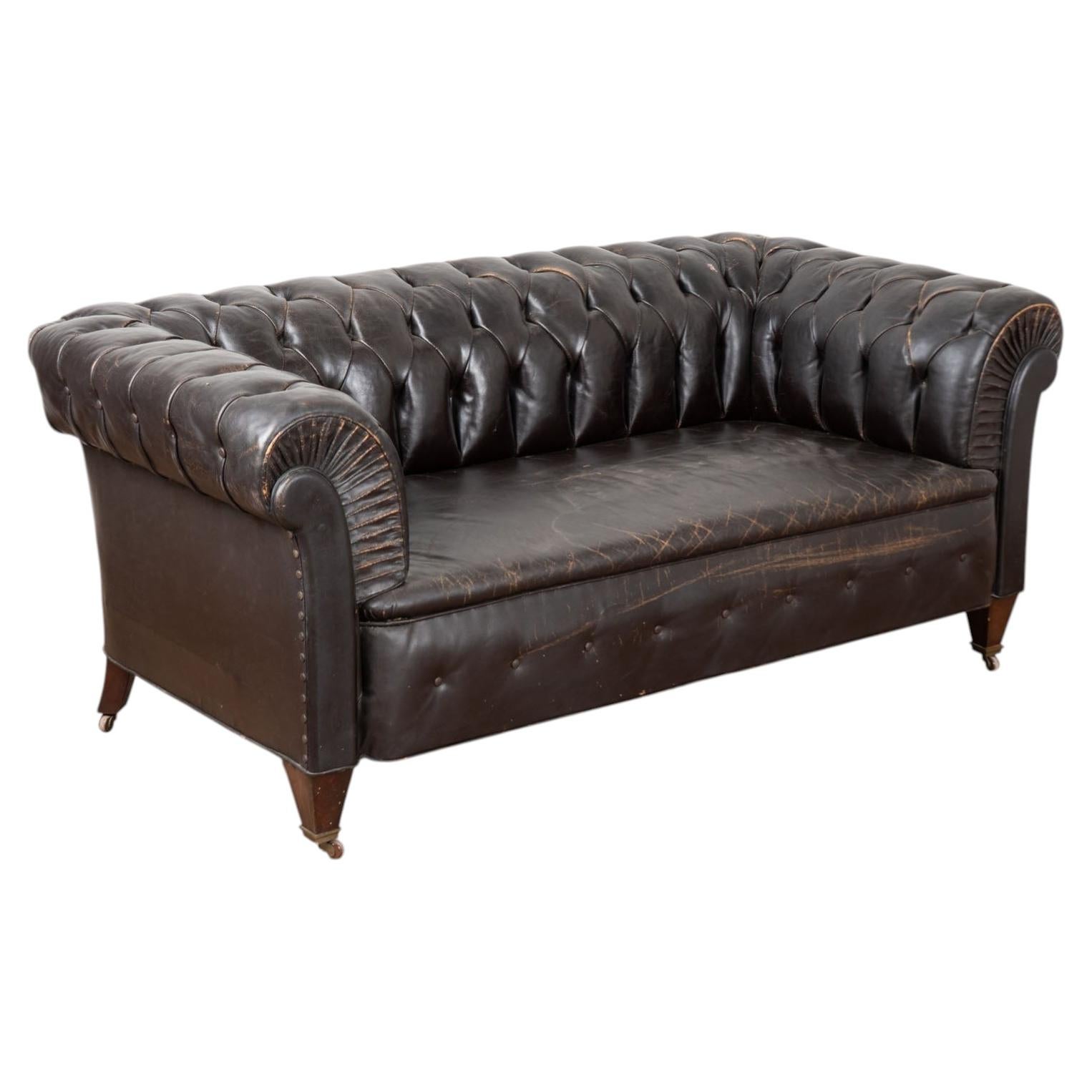 20th Century Vintage Leather Chesterfield Sofa For Sale