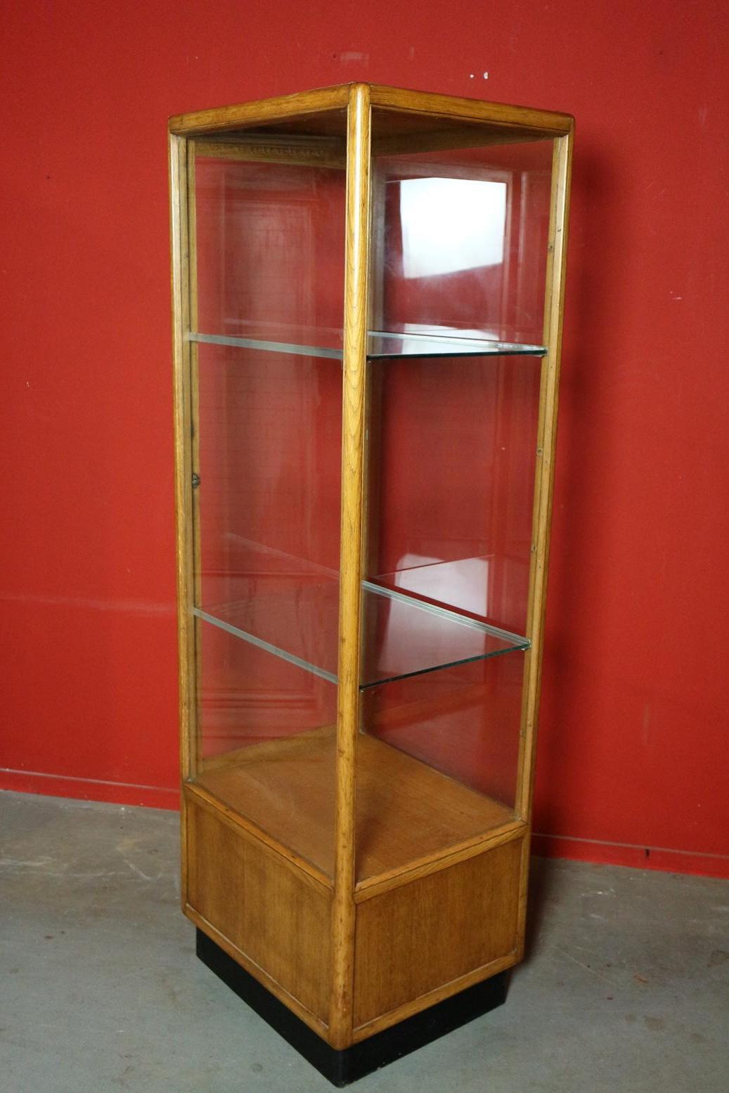 20th Century Vintage Oak Display Cabinet 1