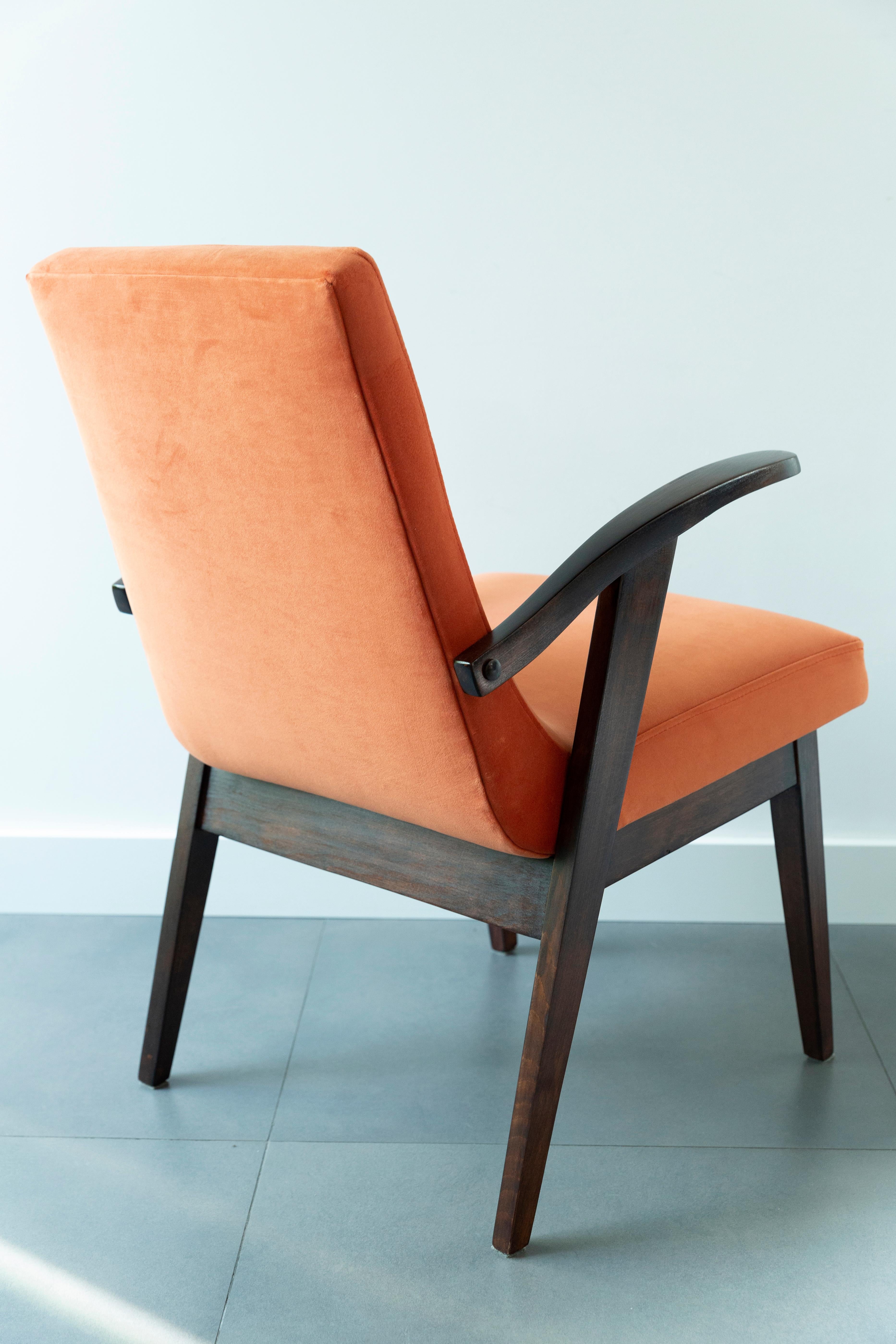 20th Century Vintage Orange Armchair by Mieczyslaw Puchala, 1960s For Sale 8