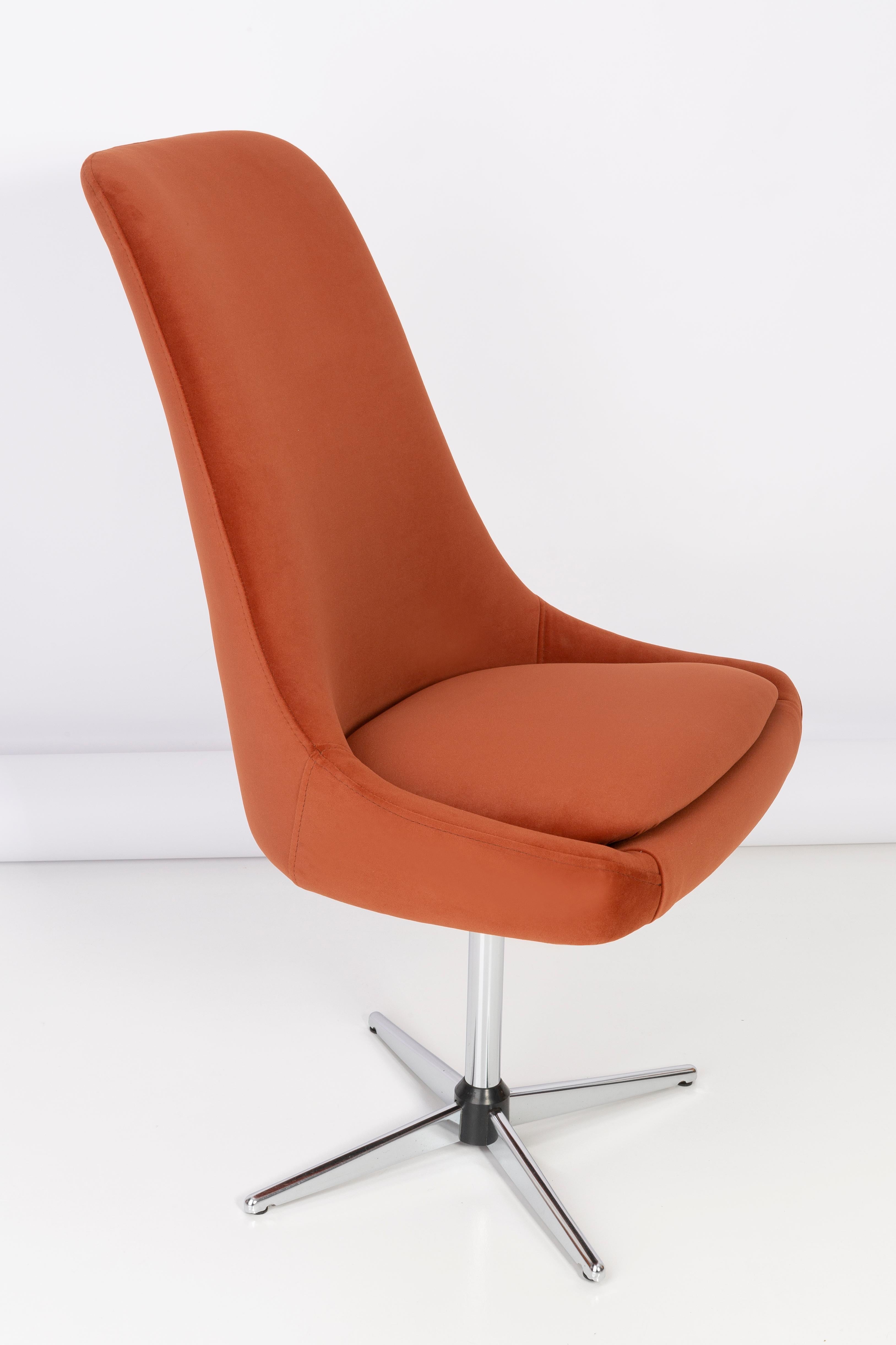 Mid-Century Modern 20th Century Vintage Orange Ochra Velvet Swivel Armchair, 1960s For Sale