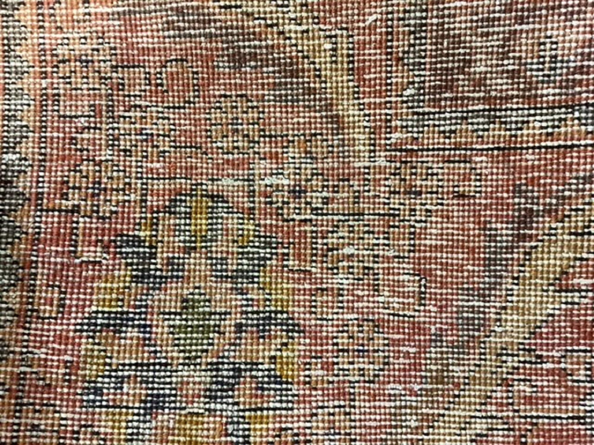 20. Jahrhundert Vintage Oushak (Mitte des 20. Jahrhunderts) im Angebot