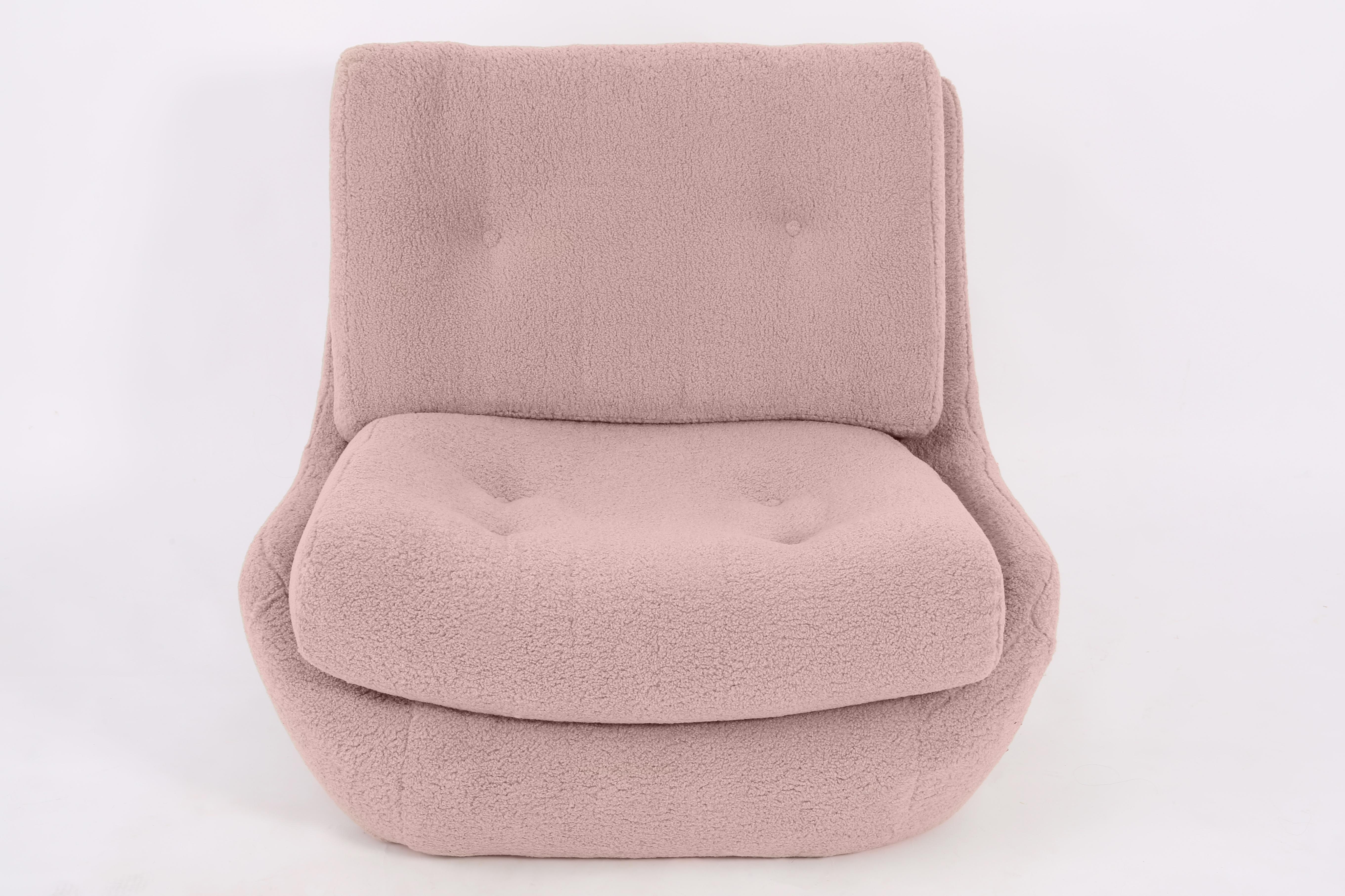 Hand-Crafted 20th Century Vintage Pink Blush Boucle Atlantis Big Armchair, 1960s For Sale