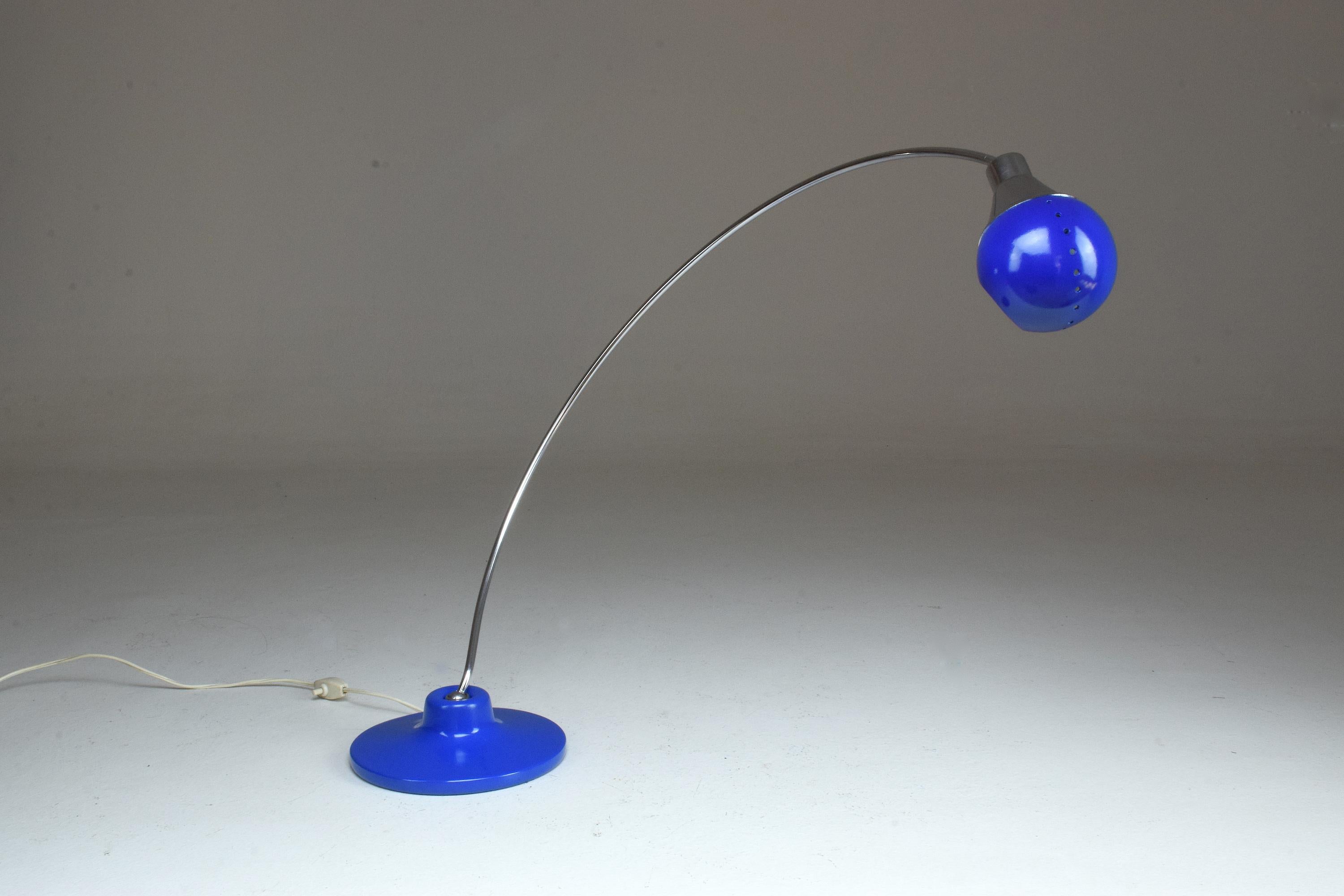 Italian 20th Century Tall Vintage Table Lamp Paolo Tilche Style, 1970s For Sale