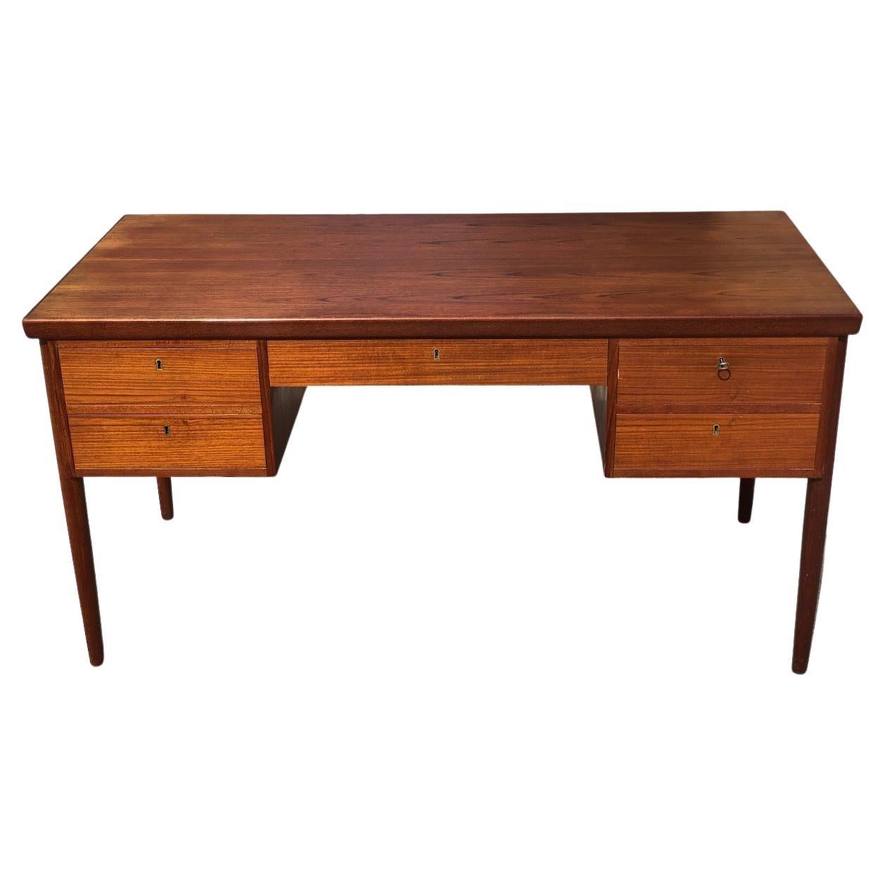 20th Century Vintage Teak Desk Denmark 1960 Signed 