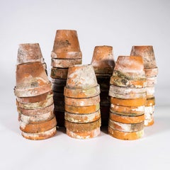 20th Century Vintage Terracotta Garden Pots Large - Set Of Twenty