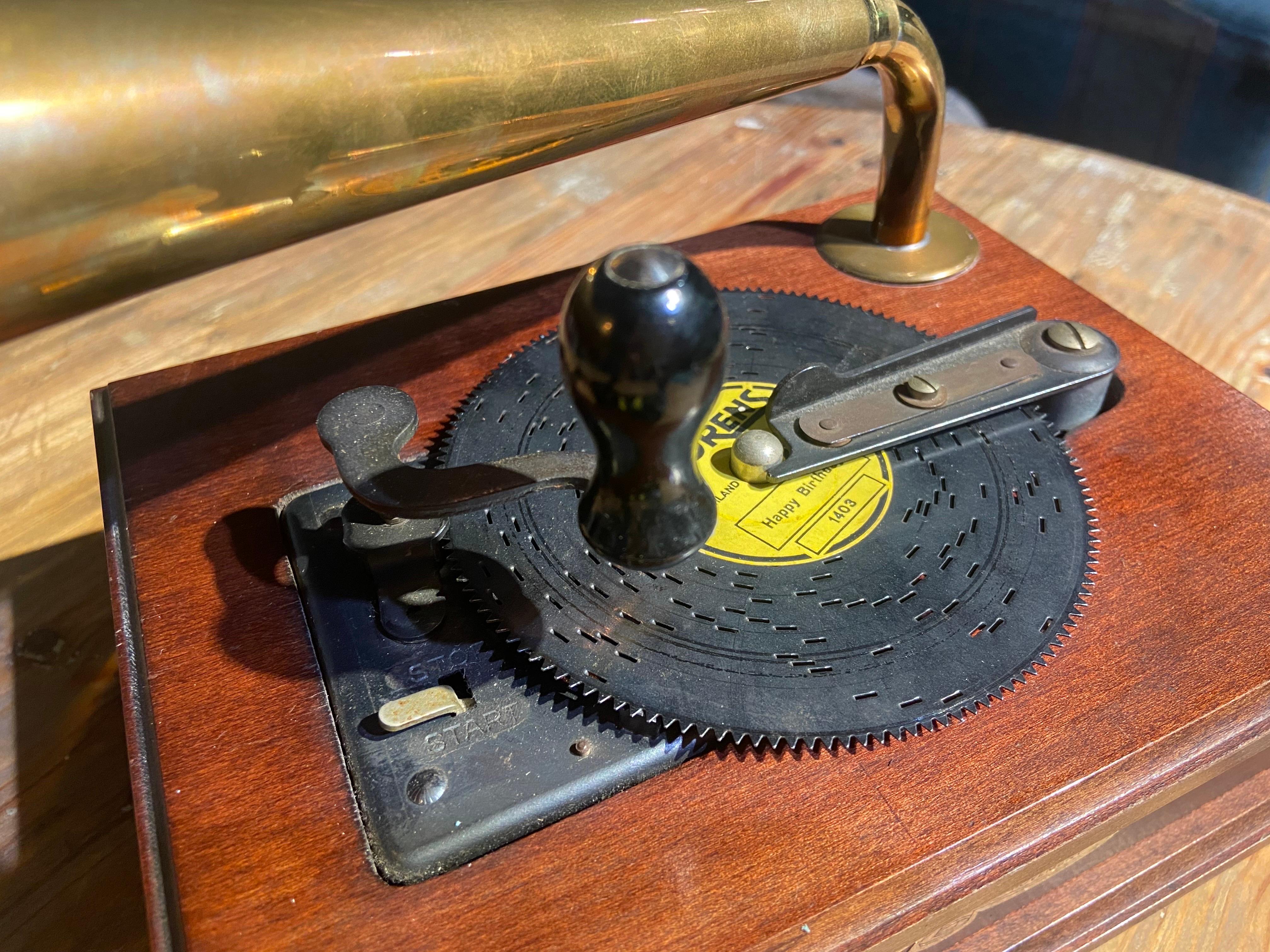 European 20th Century Vintage Thorens Gramophone AD-30 Disc Player Music Box For Sale