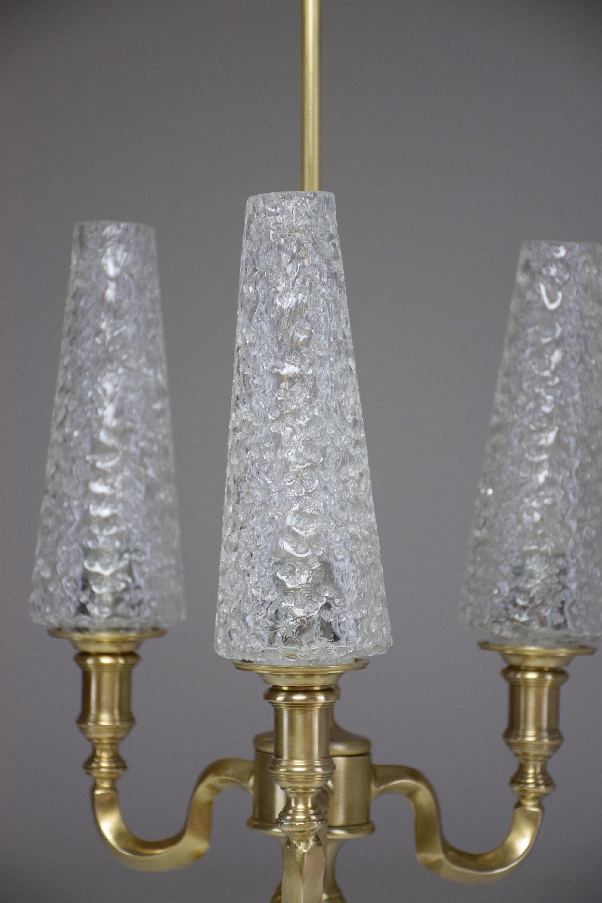 20th Century Vintage Three-Light Brass Table Lamp, 1960s 3