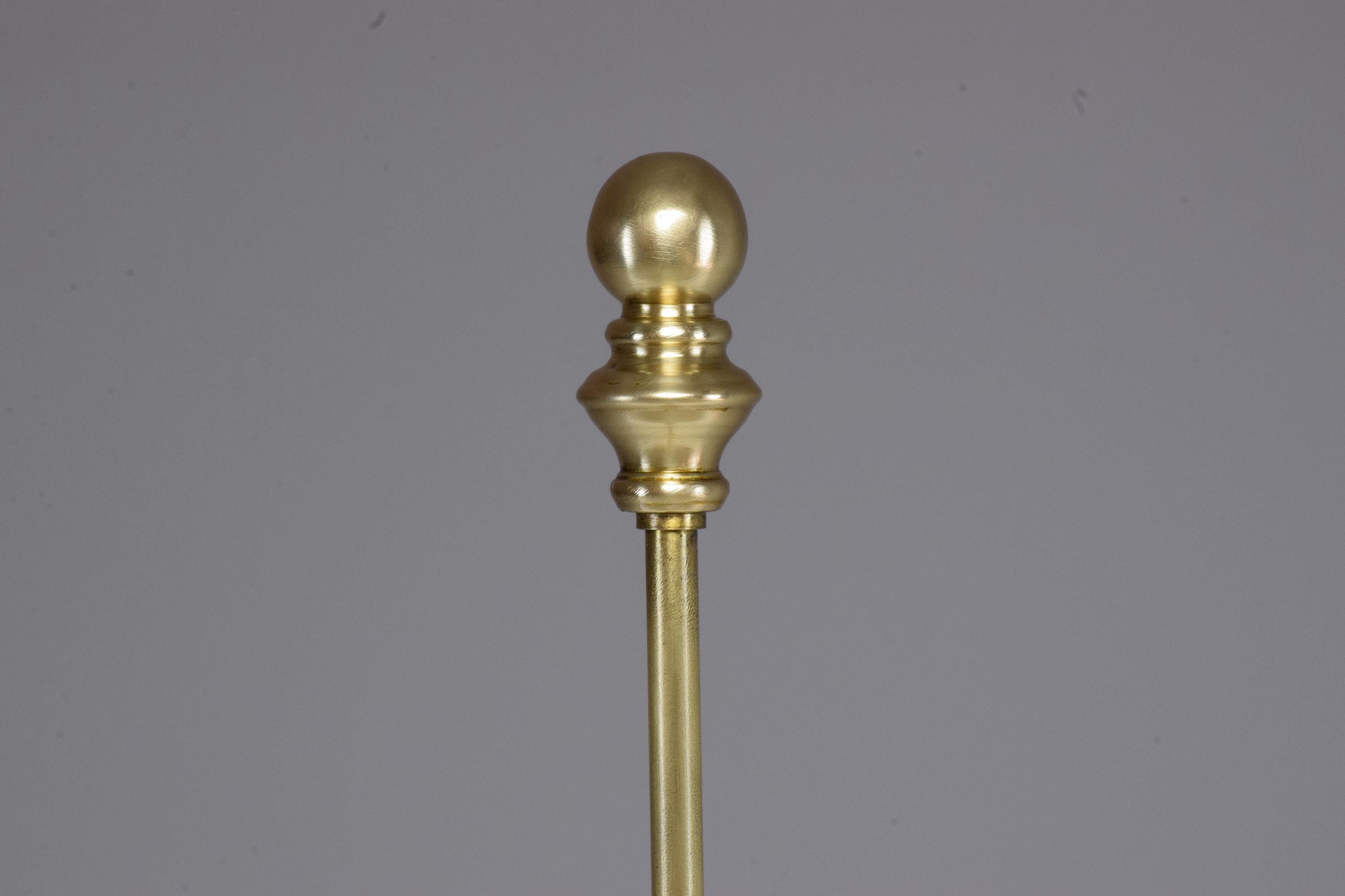 20th Century Vintage Three-Light Brass Table Lamp, 1960s 9