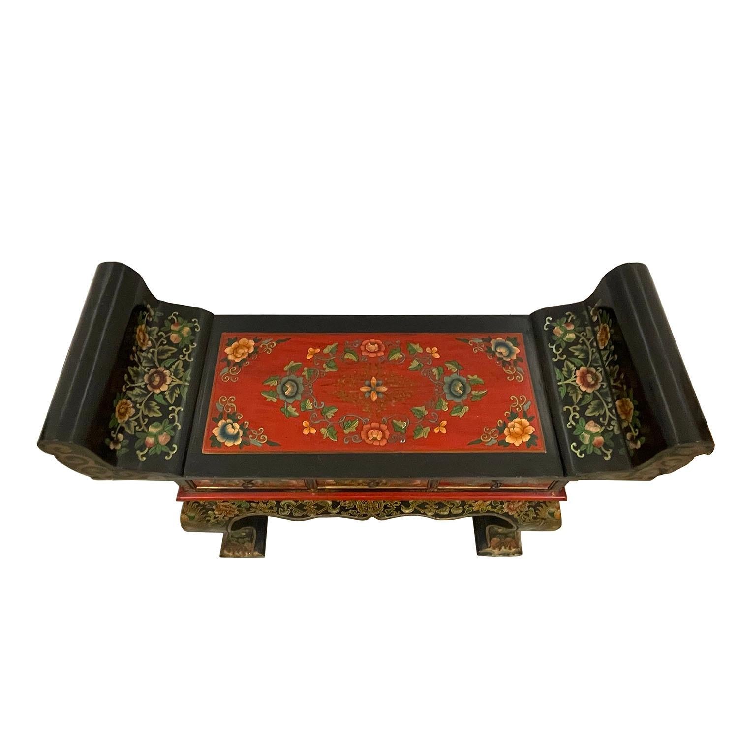 20th Century Vintage Tibetan Massive Painted Altar Table, Console For Sale 2