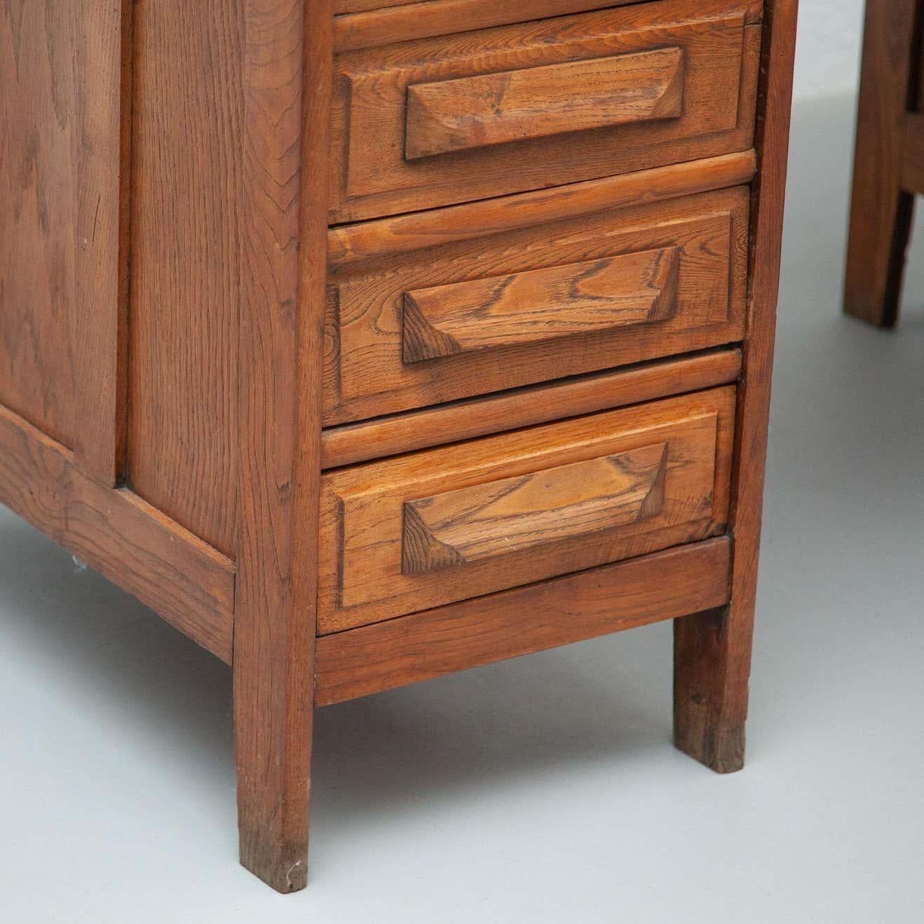 20ème siècle Vintage Bureau d'écriture traditionnel français en Wood en vente 5