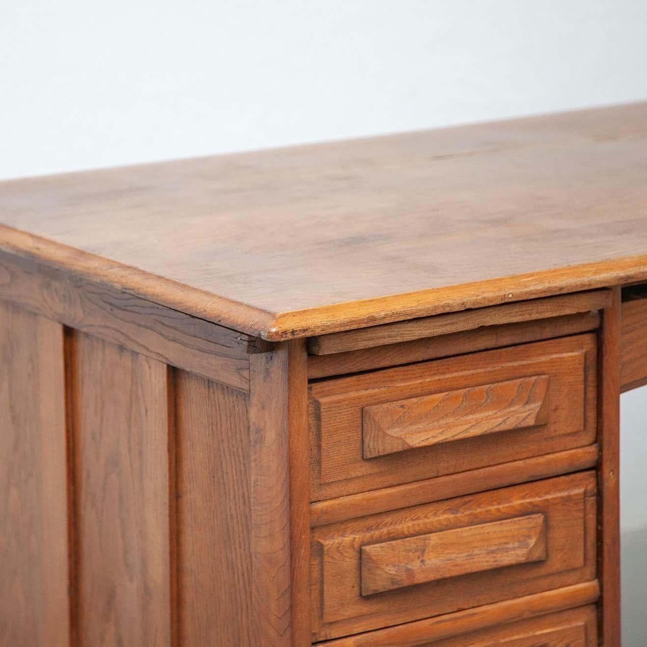 20ème siècle Vintage Bureau d'écriture traditionnel français en Wood en vente 6