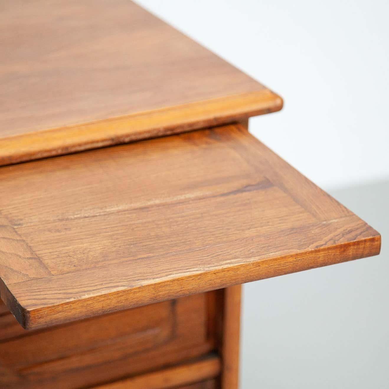 20ème siècle Vintage Bureau d'écriture traditionnel français en Wood en vente 11