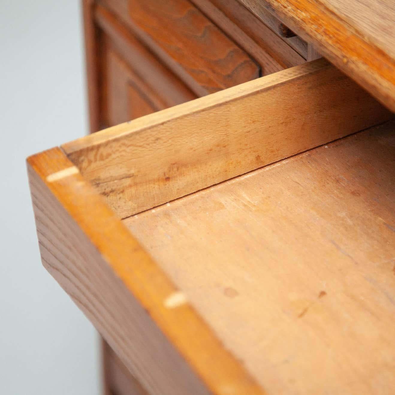 20ième siècle 20ème siècle Vintage Bureau d'écriture traditionnel français en Wood en vente