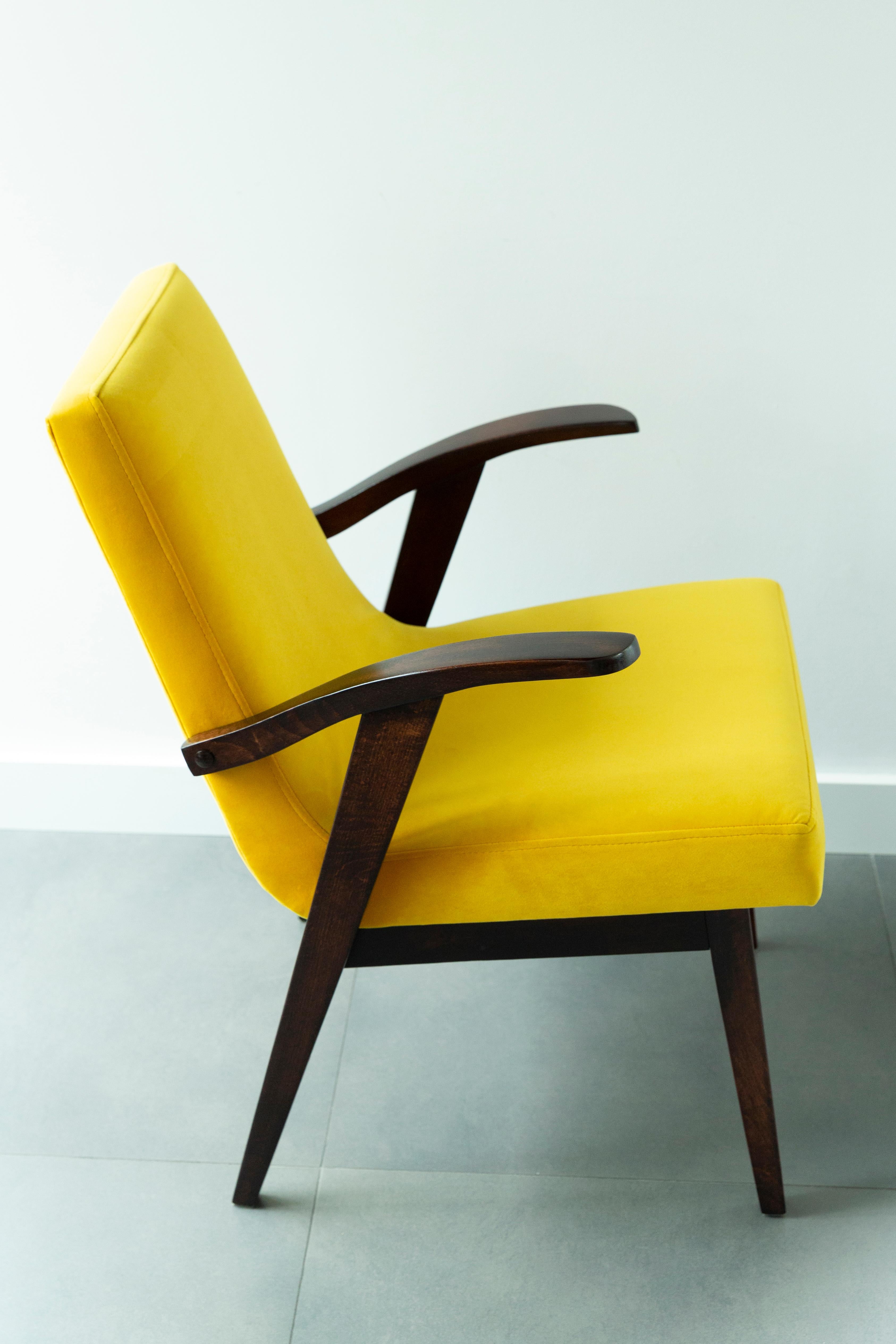 20th Century Vintage Yellow Armchair by Mieczyslaw Puchala, 1960s For Sale 1