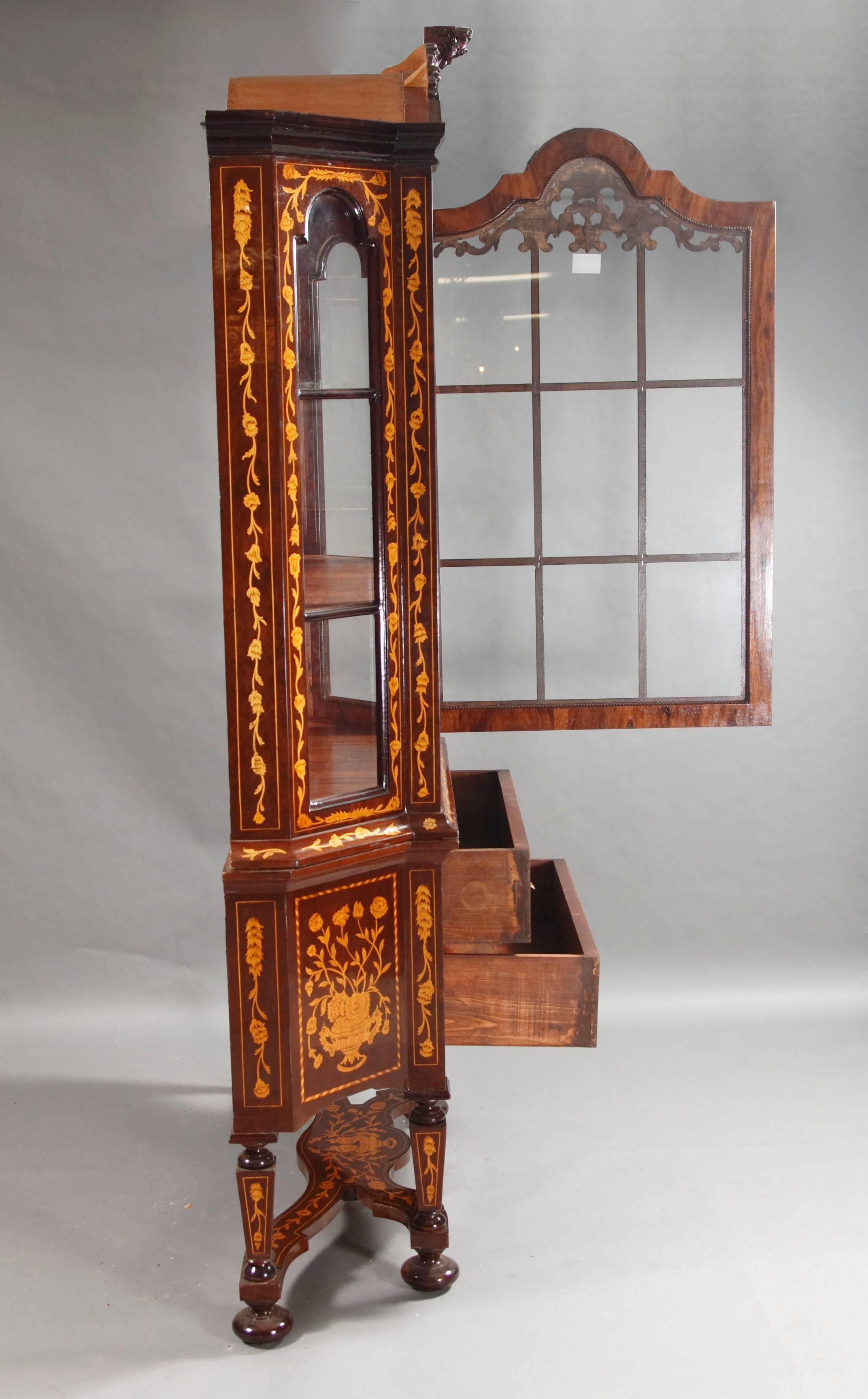 20th Century, Vitrine with Fine Inlay in the Dutch Baroque Style Mahogany Veneer For Sale 3