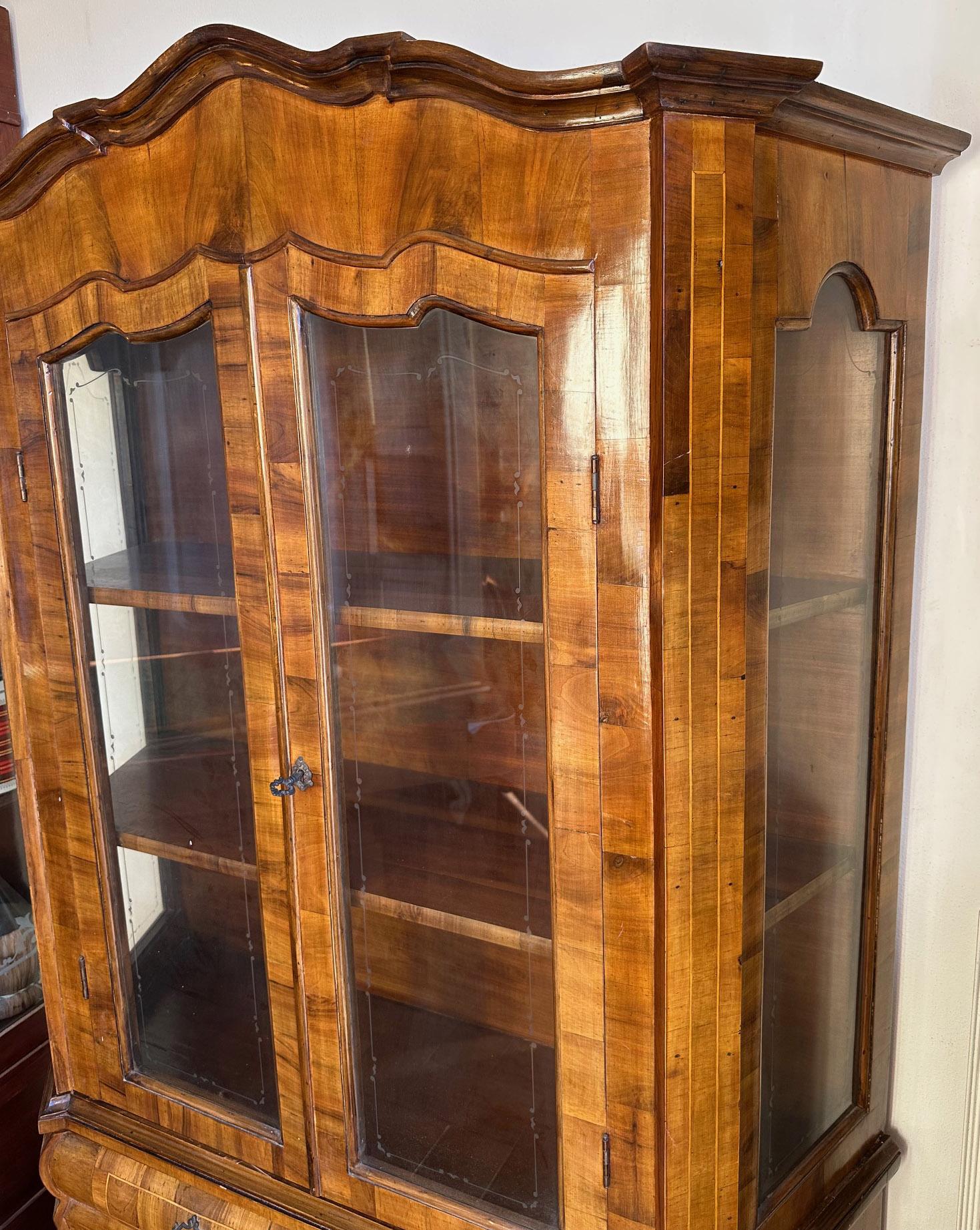 Rustico 20th Century Vitrines walnut with two-door display cabinet with drawers in vendita