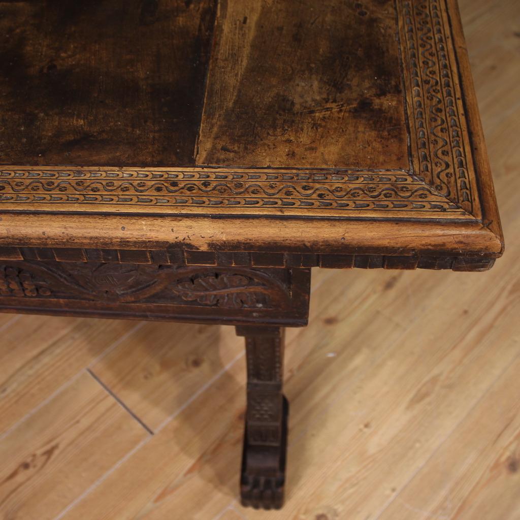 Legno 20th Century Walnut and Fruitwood Rustic Style Italian Writing Desk, 1950 in vendita