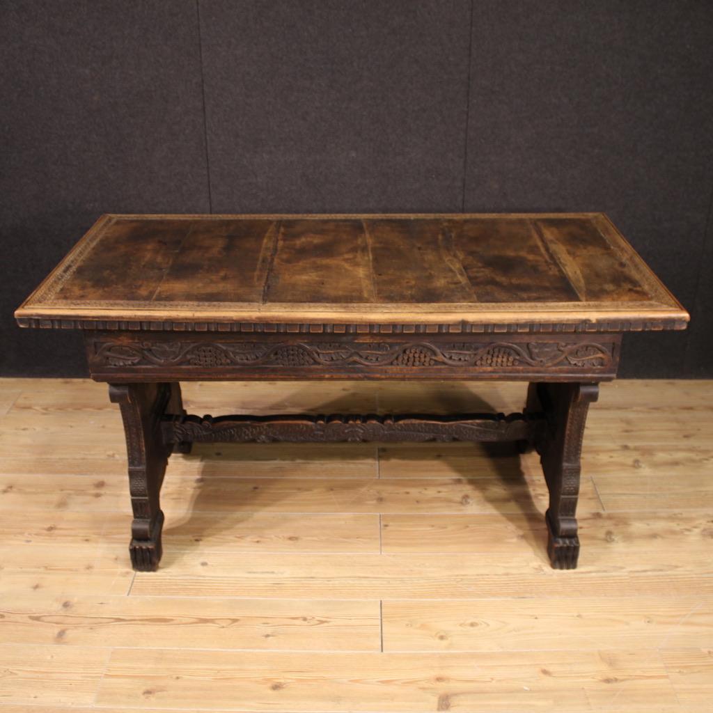20th Century Walnut and Fruitwood Rustic Style Italian Writing Desk, 1950 in vendita 1