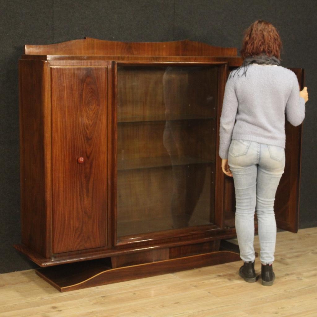 20th Century Walnut Rosewood Mahogany Maple Fruitwood Wood Italian Vitrine, 1950 For Sale 7